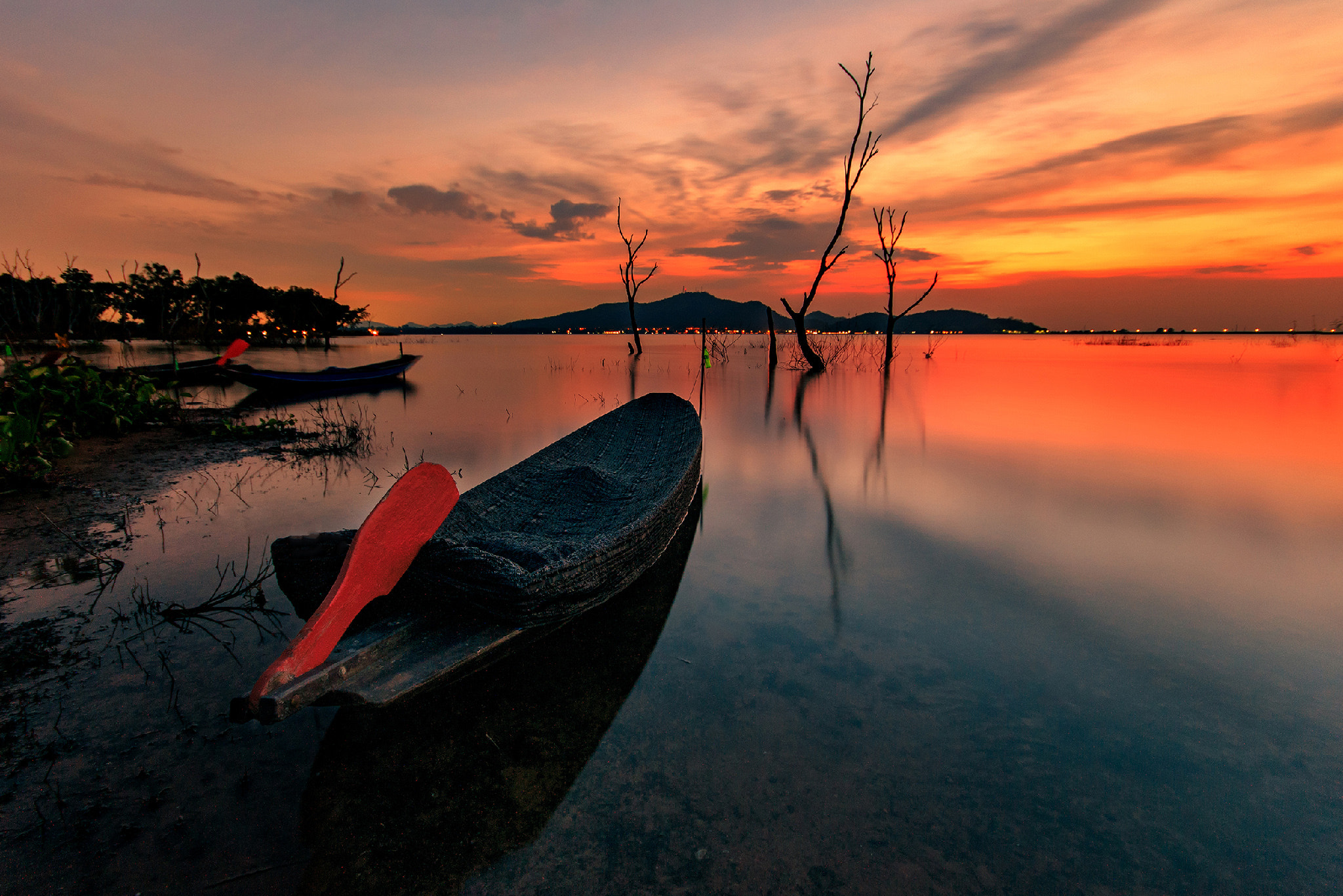 Canon EOS 700D (EOS Rebel T5i / EOS Kiss X7i) + Sigma 10-20mm F4-5.6 EX DC HSM sample photo. Evening at the bangpra reservoir . photography