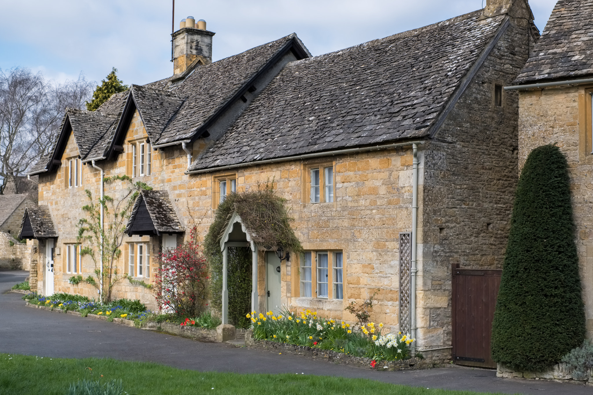 Fujifilm X-T2 sample photo. Scenic view of lower slaughter village in the cotswolds photography