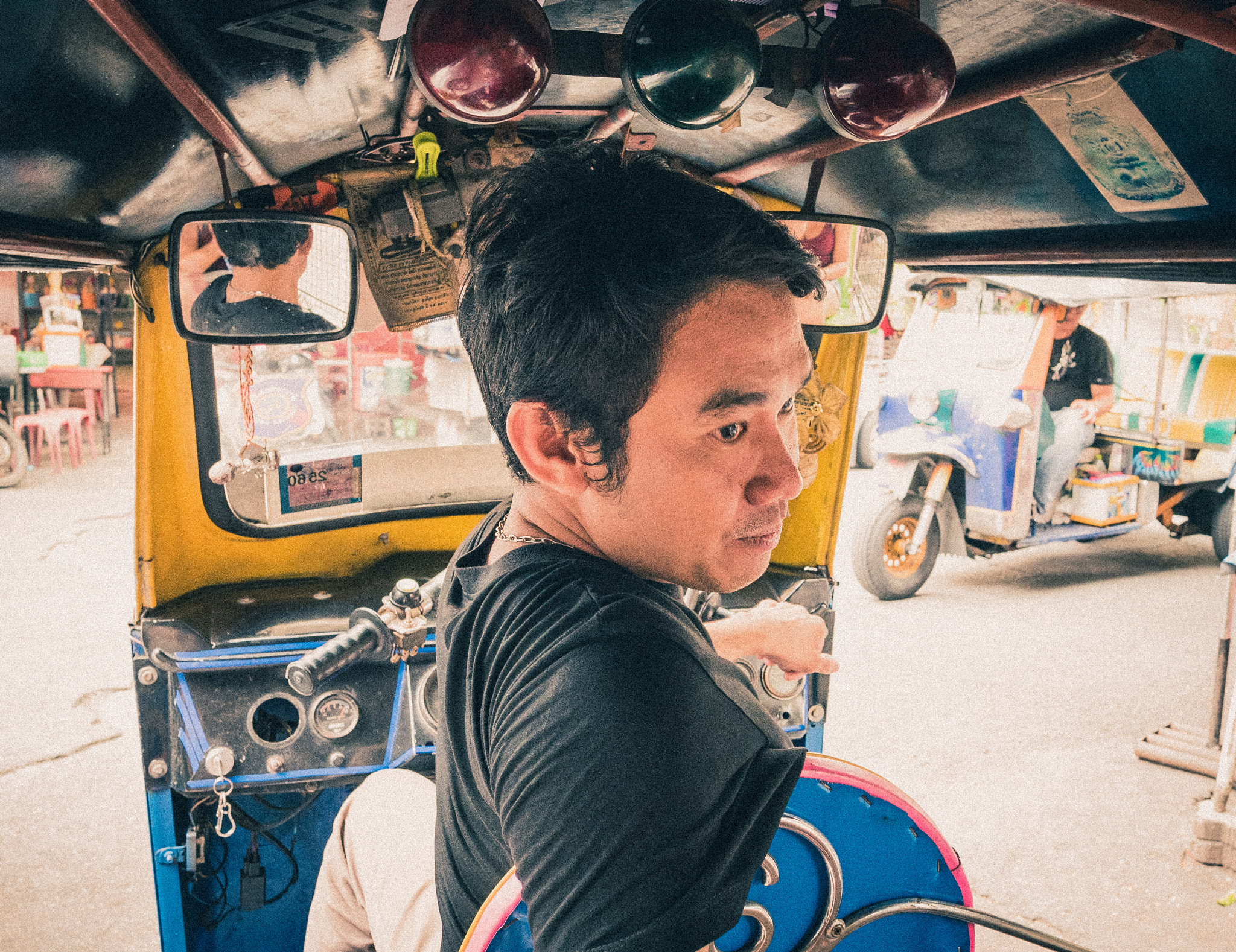 Nikon D750 + Nikon AF-S Nikkor 20mm F1.8G ED sample photo. Tuk tuk in thailand photography