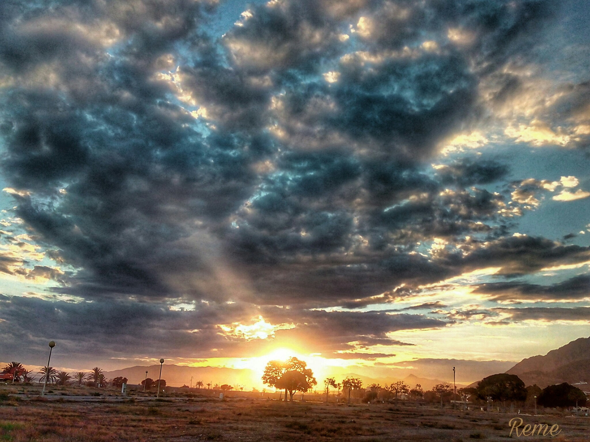 bq Aquaris E5 HD sample photo. Un cielo de nubes photography