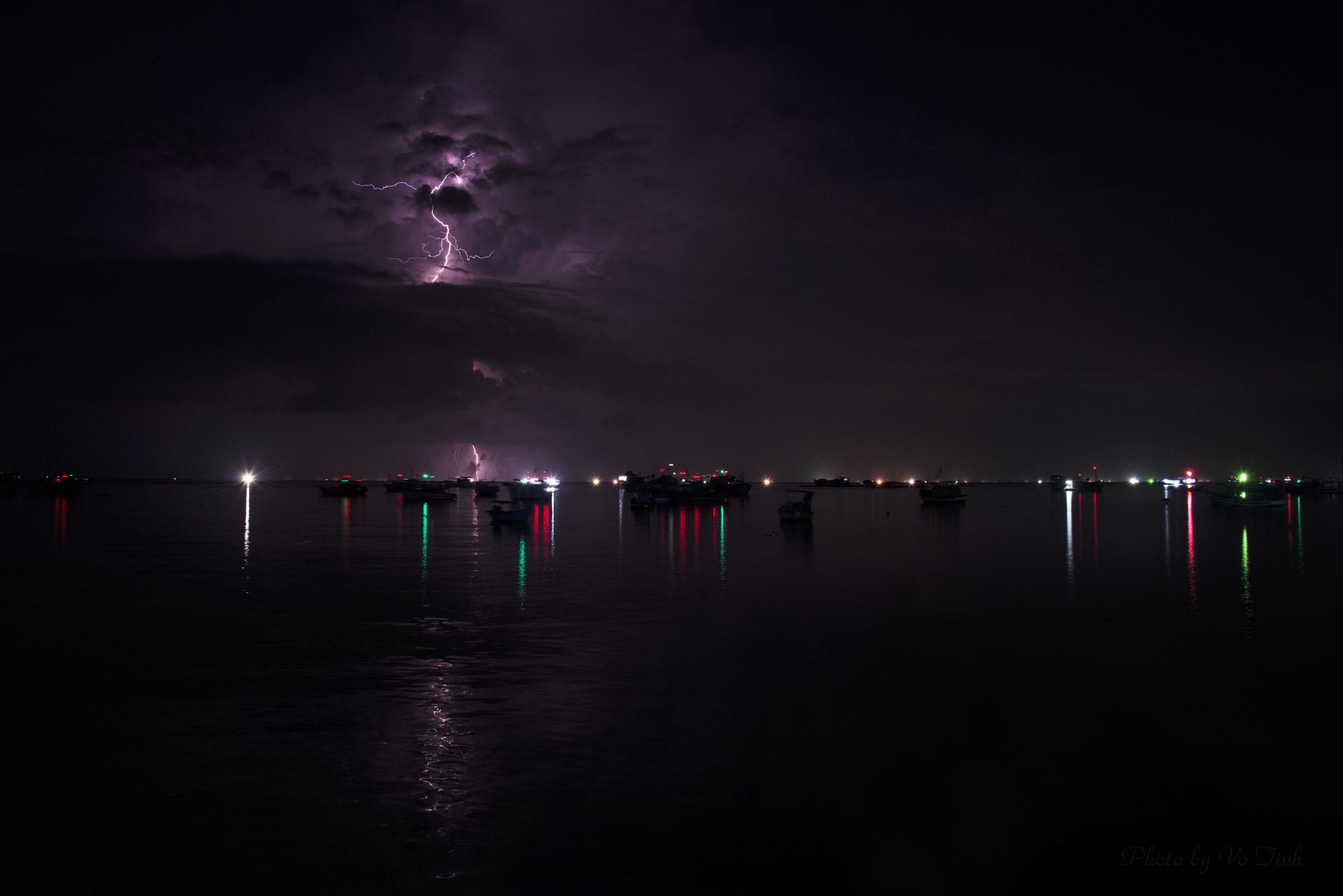 Nikon AF-S Nikkor 24-120mm F4G ED VR sample photo. Đảo nam du photography