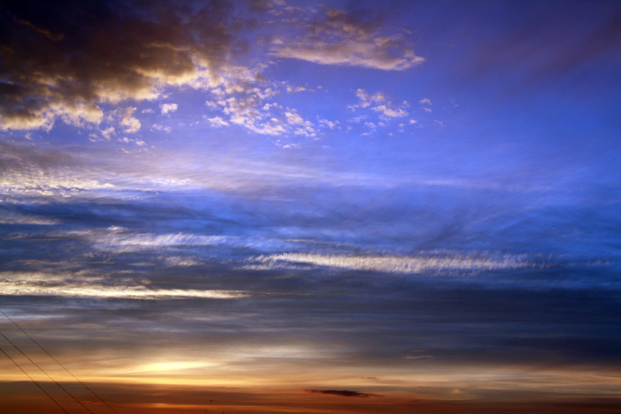 Canon EOS 1000D (EOS Digital Rebel XS / EOS Kiss F) sample photo. The sea in the sky photography