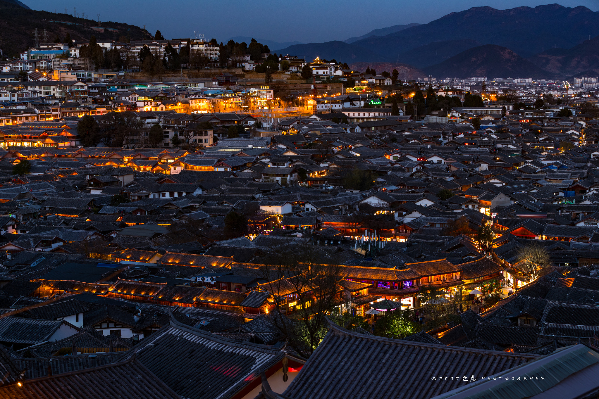 Canon EOS-1D X Mark II sample photo. Old town of lijiang photography
