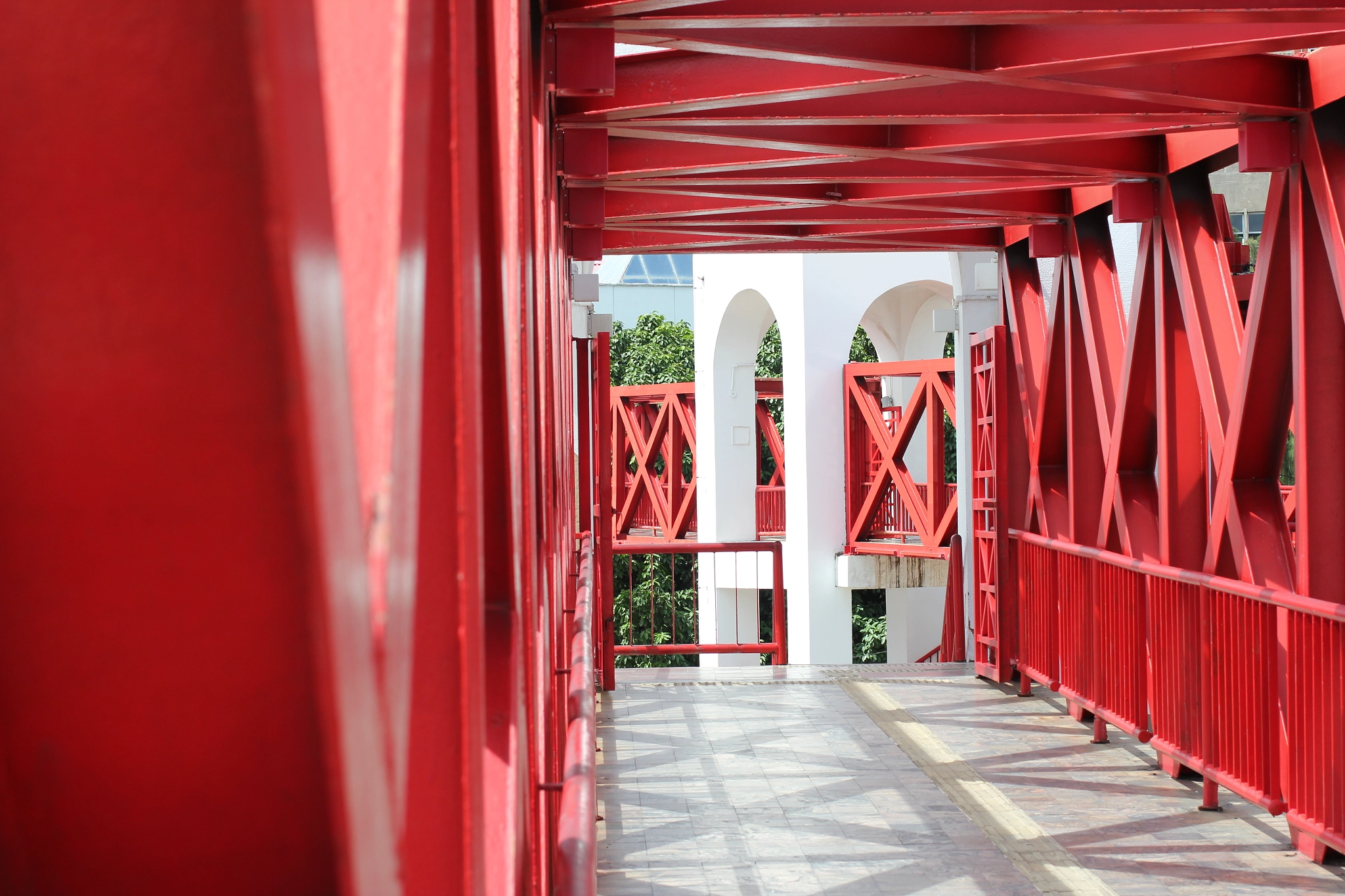 Canon EF 50mm F2.5 Macro sample photo. Modern architecture photography