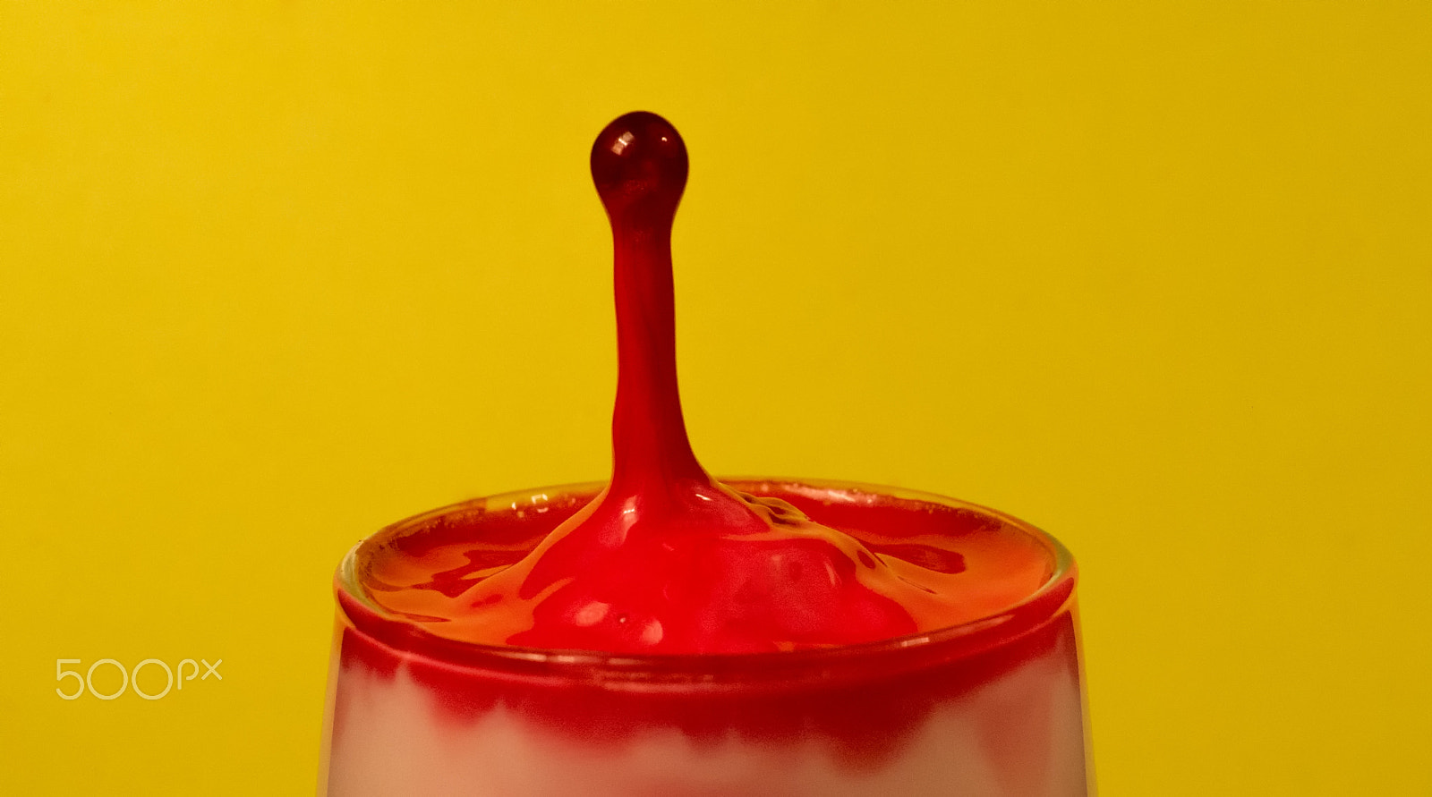 Nikon D7100 + Nikon AF Nikkor 50mm F1.8D sample photo. Water drops game photography