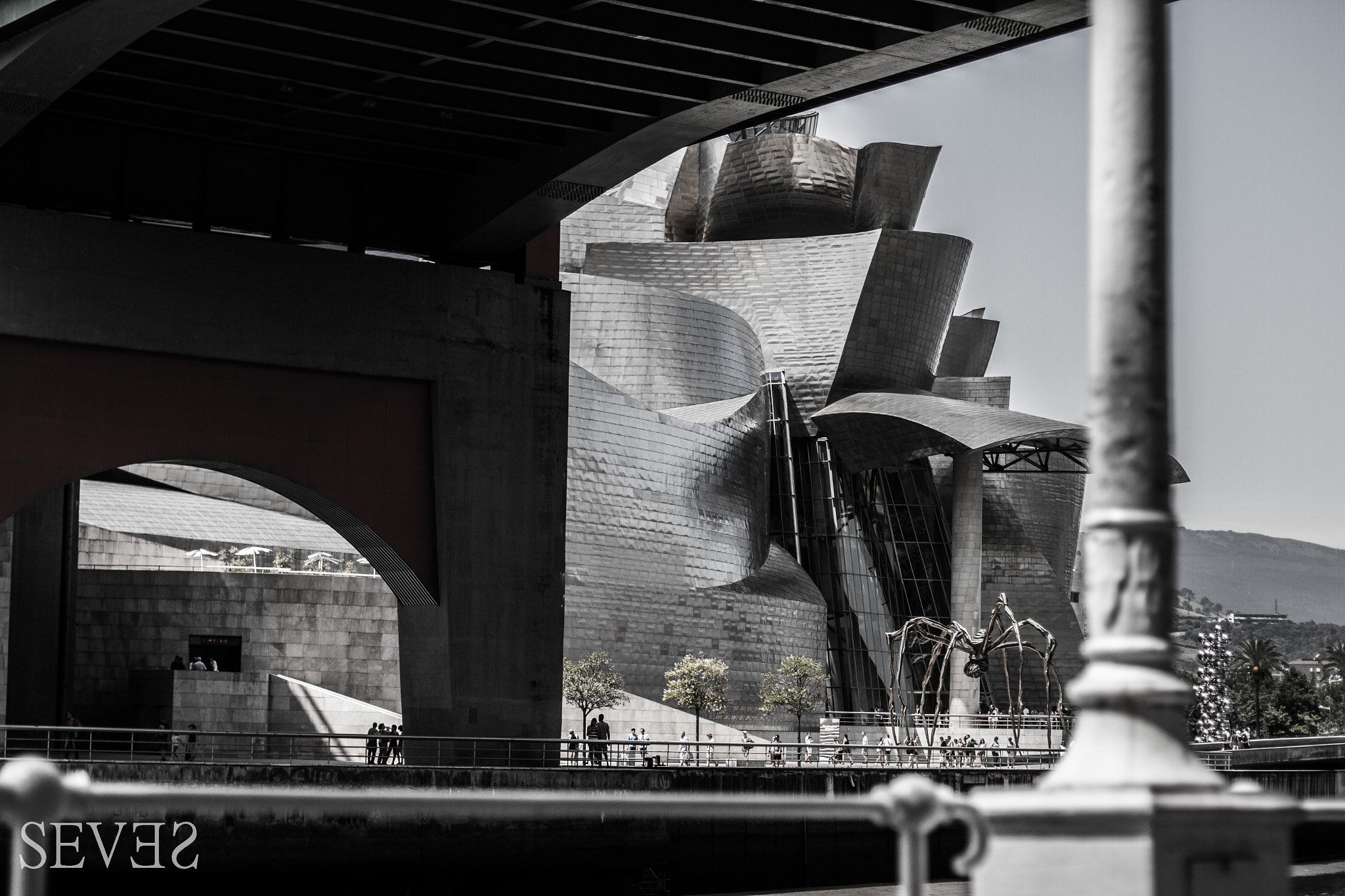 Canon EOS 7D + Canon EF 50mm F1.4 USM sample photo. Guggenheim photography