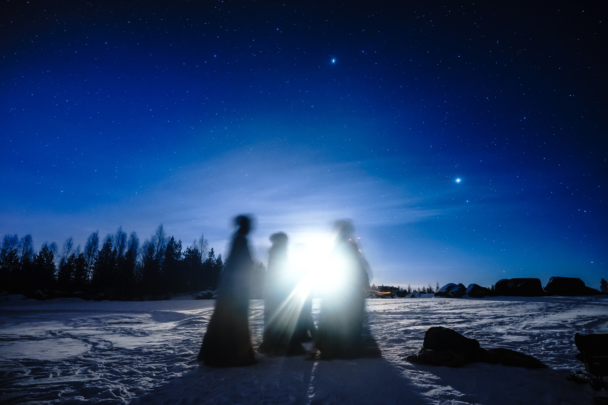 ZEISS Batis 18mm F2.8 sample photo. The gathering photography
