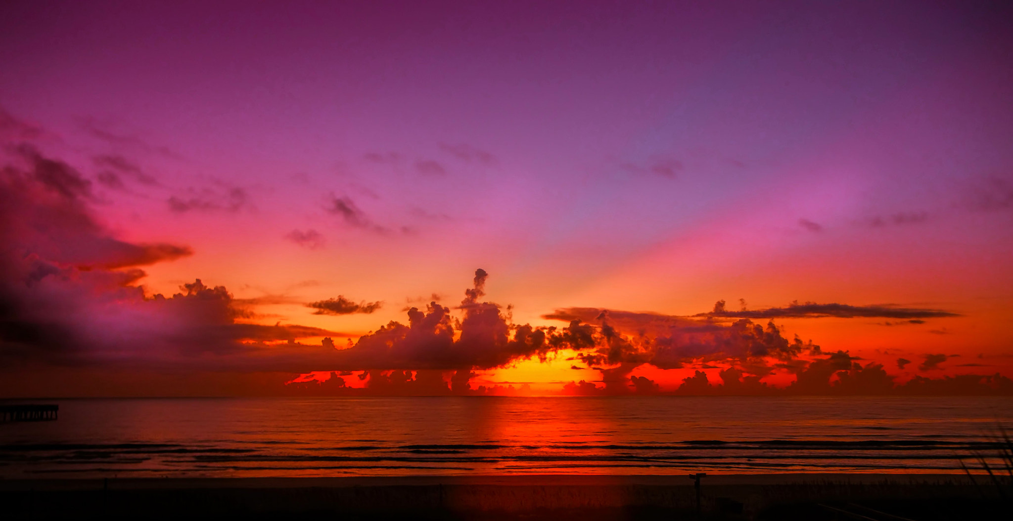 Fujifilm X-E1 + Fujifilm XF 18-55mm F2.8-4 R LM OIS sample photo. Jacksonville beach sunrise photography