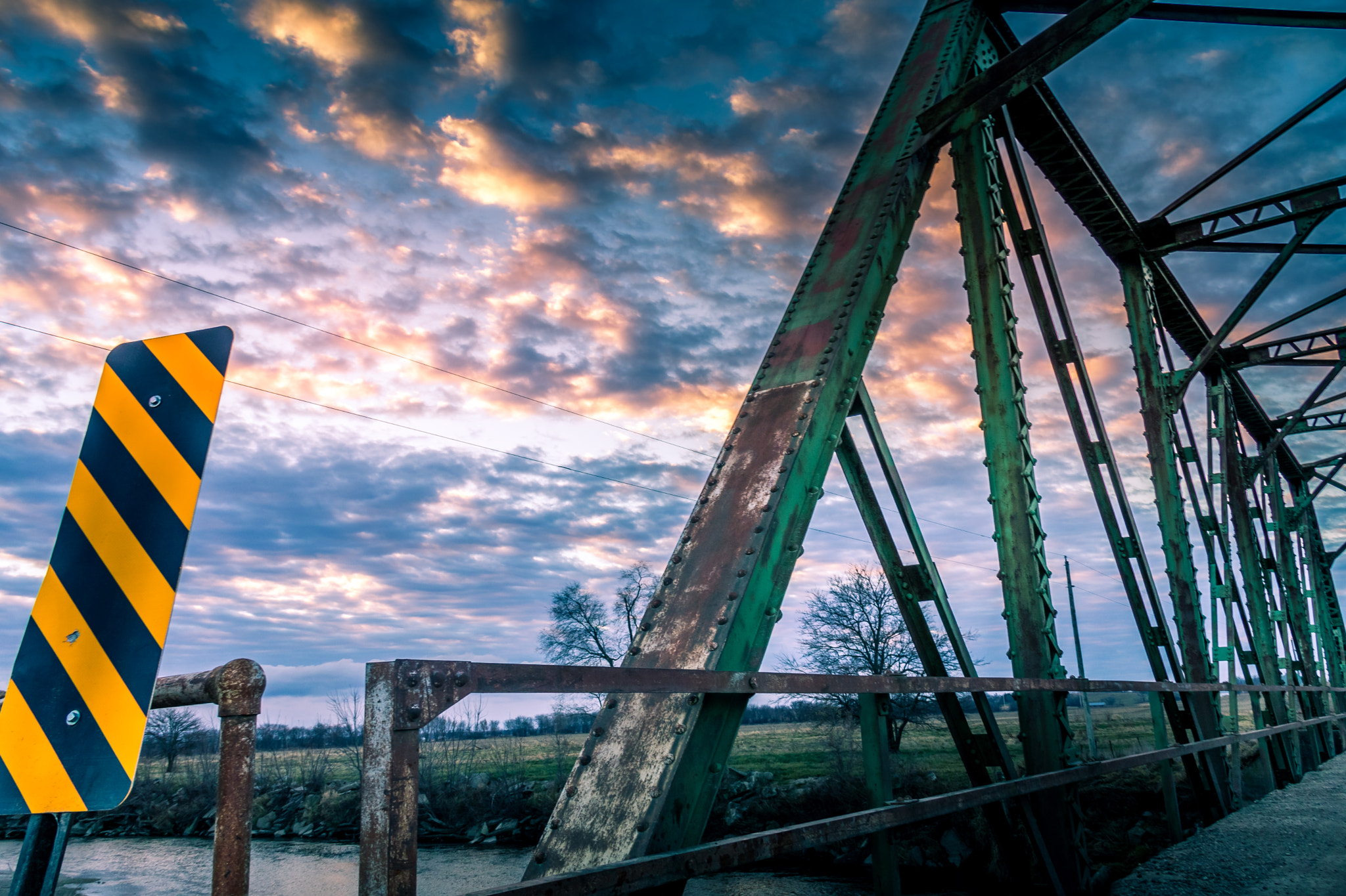 Canon EF-S 18-135mm F3.5-5.6 IS sample photo. Rural iowa bridge photography