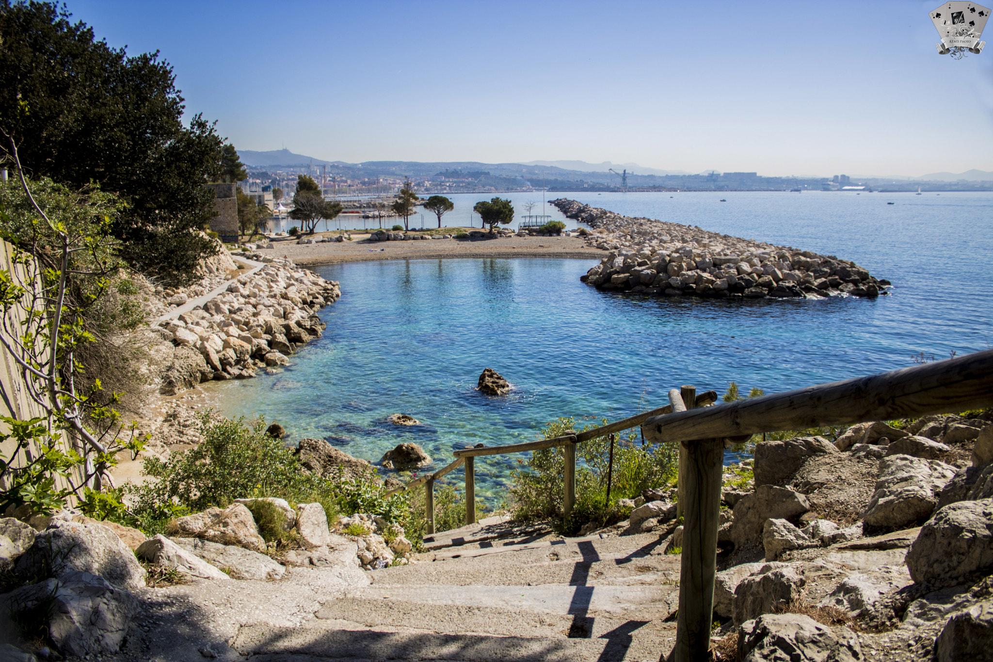 Canon EOS 750D (EOS Rebel T6i / EOS Kiss X8i) sample photo. Marseille - la corbière photography