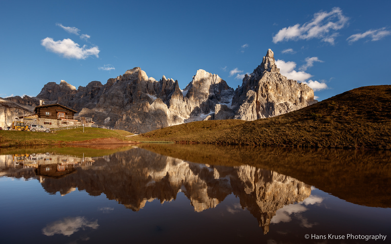 Canon EOS 5DS R + Canon EF 11-24mm F4L USM sample photo. At the lake photography