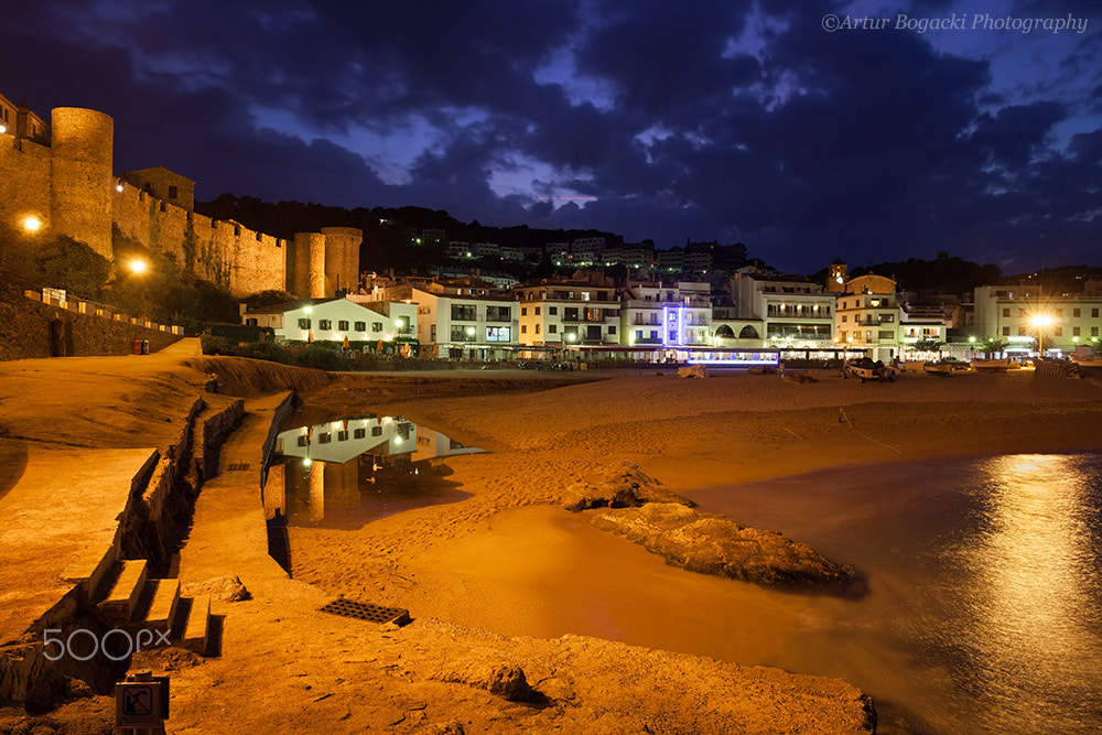 Canon EOS 5D Mark II + Canon EF 24mm F2.8 IS USM sample photo. Tossa de mar town at night in spain photography