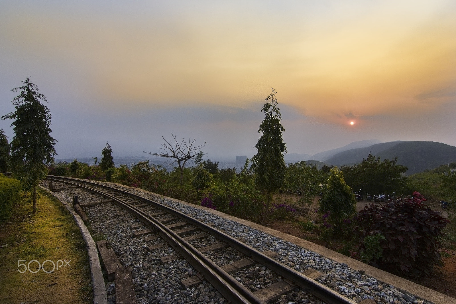 Canon EOS 60D sample photo. Glorious sunset photography