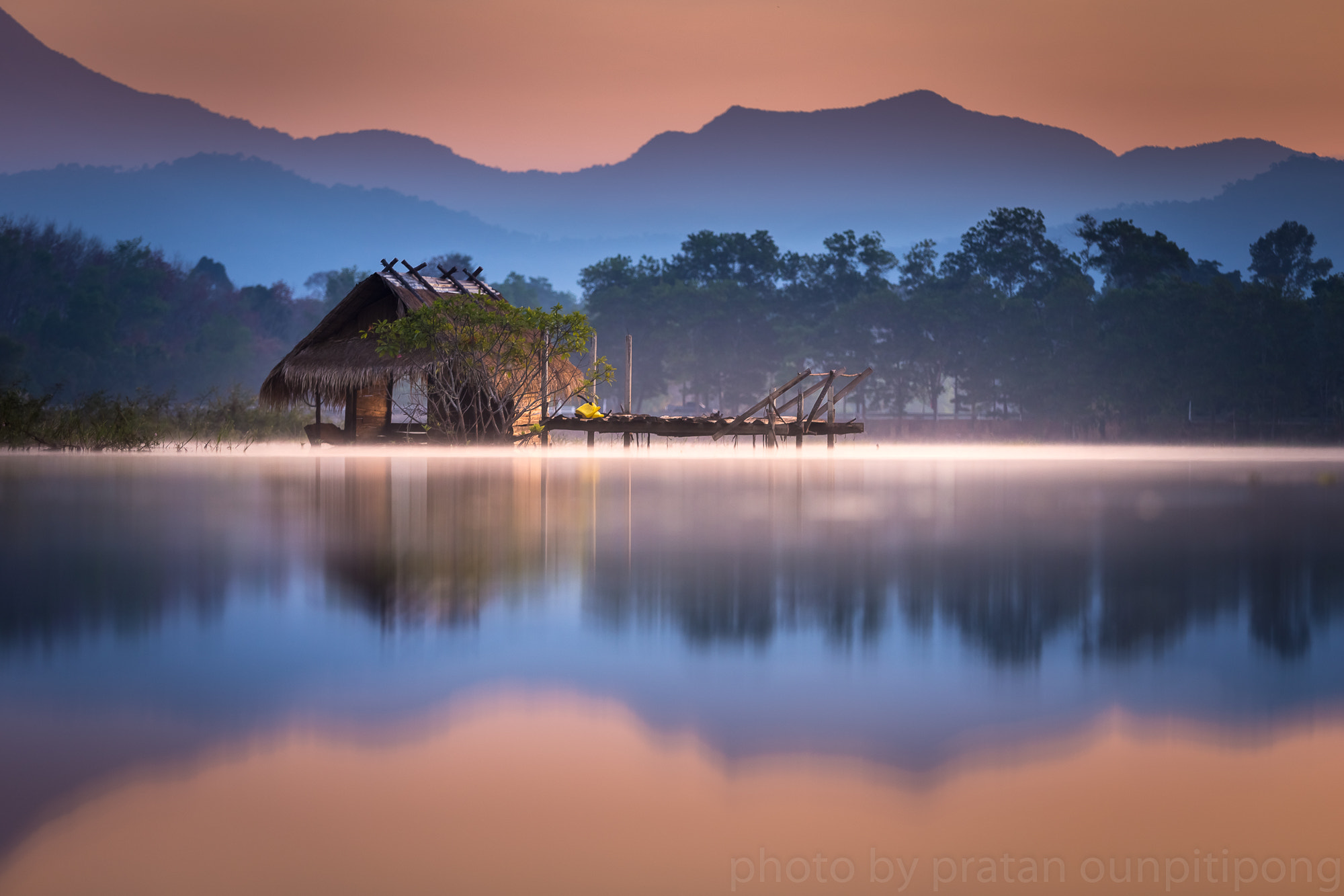 Canon EF 70-200mm F2.8L USM sample photo. Morning mist photography