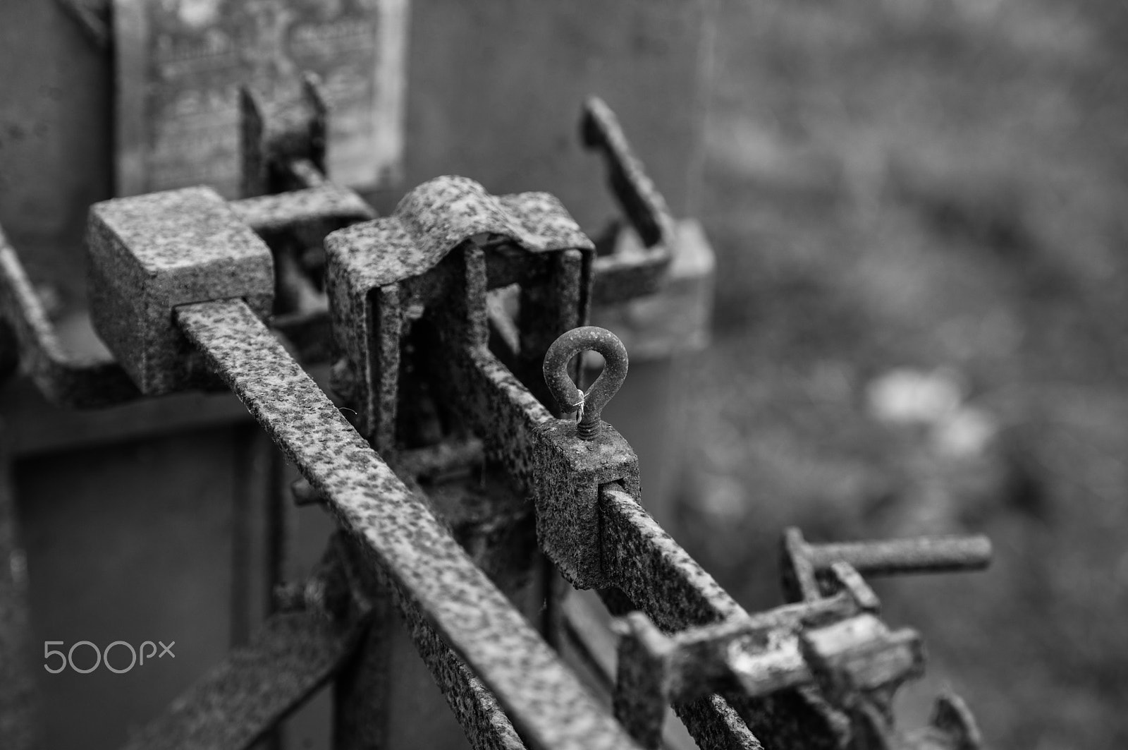 Sony a7R + Sony FE 70-200mm F4 G OSS sample photo. Old farm equipment 5 photography