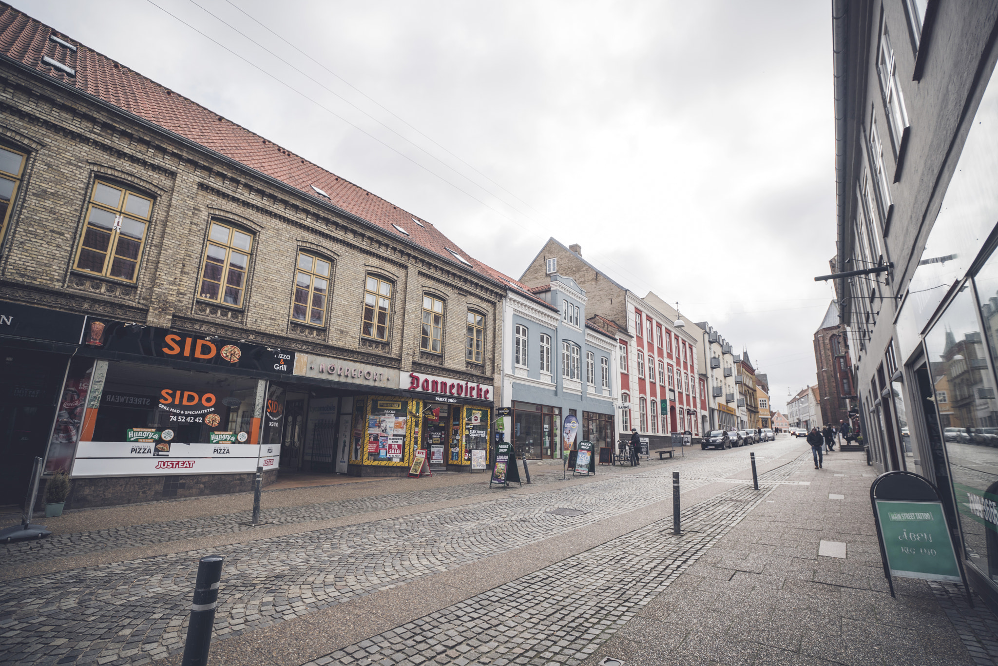 Sony a99 II + Sony Vario-Sonnar T* 16-35mm F2.8 ZA SSM sample photo. Downtown square in haderslev city in denmark photography