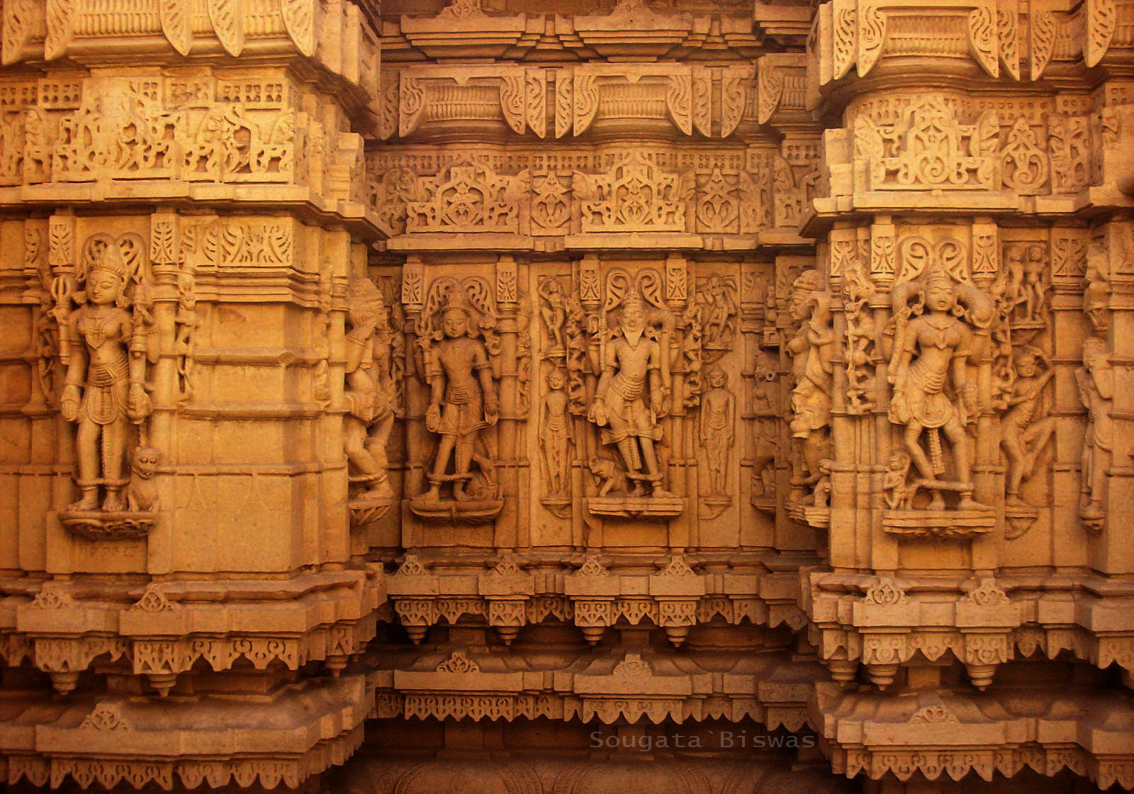 Kodak EASYSHARE C643 ZOOM DIGITAL CAMERA sample photo. The temple artwork photography