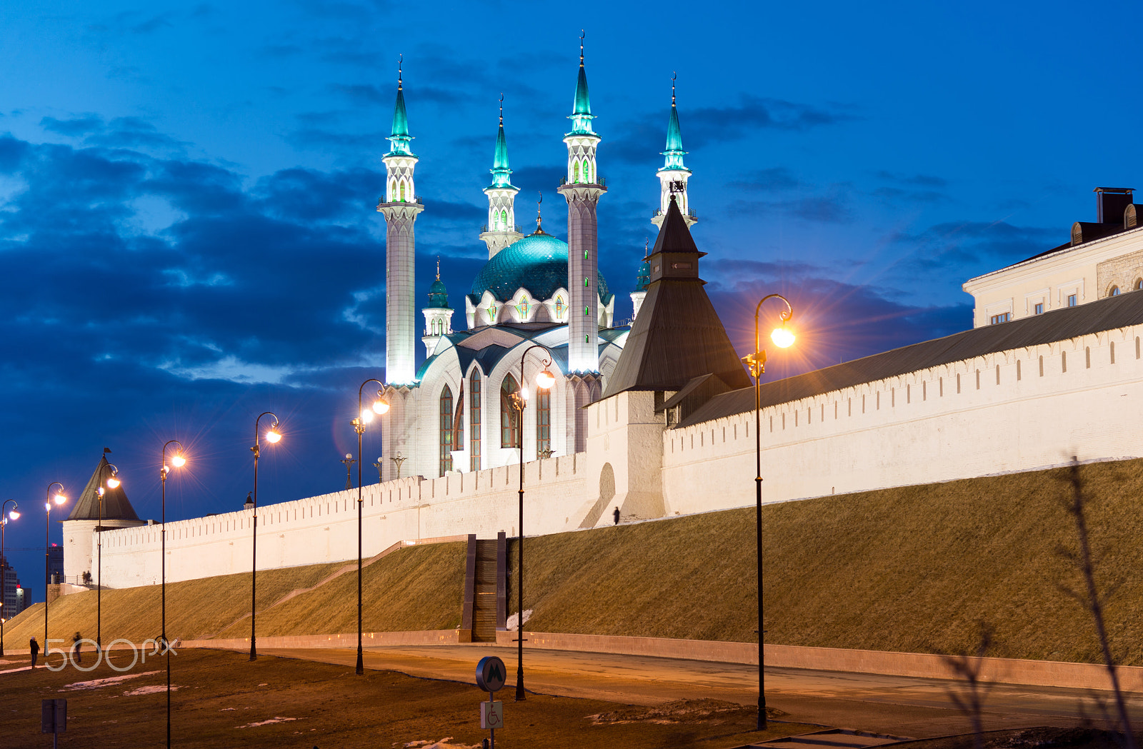 Nikon AF-S Nikkor 24-120mm F4G ED VR sample photo. Kul-sharif mosque in kazan kremlin in tatarstan at night , russia photography