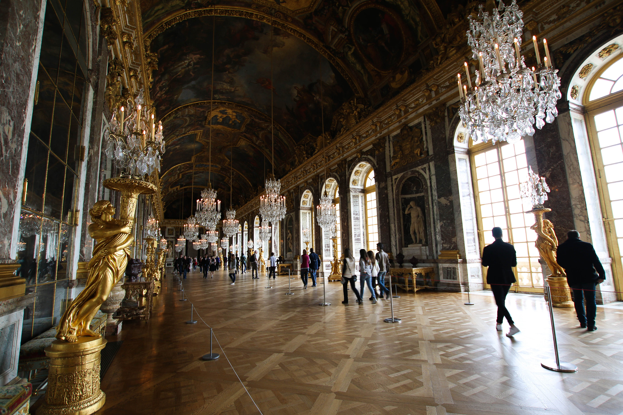 Canon EOS 70D + Sigma 10-20mm F3.5 EX DC HSM sample photo. Hall of mirrors photography