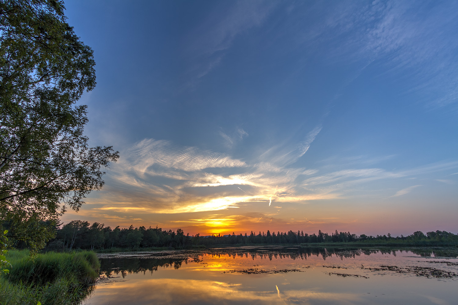 Canon EF-S 10-22mm F3.5-4.5 USM sample photo. Sunset photography