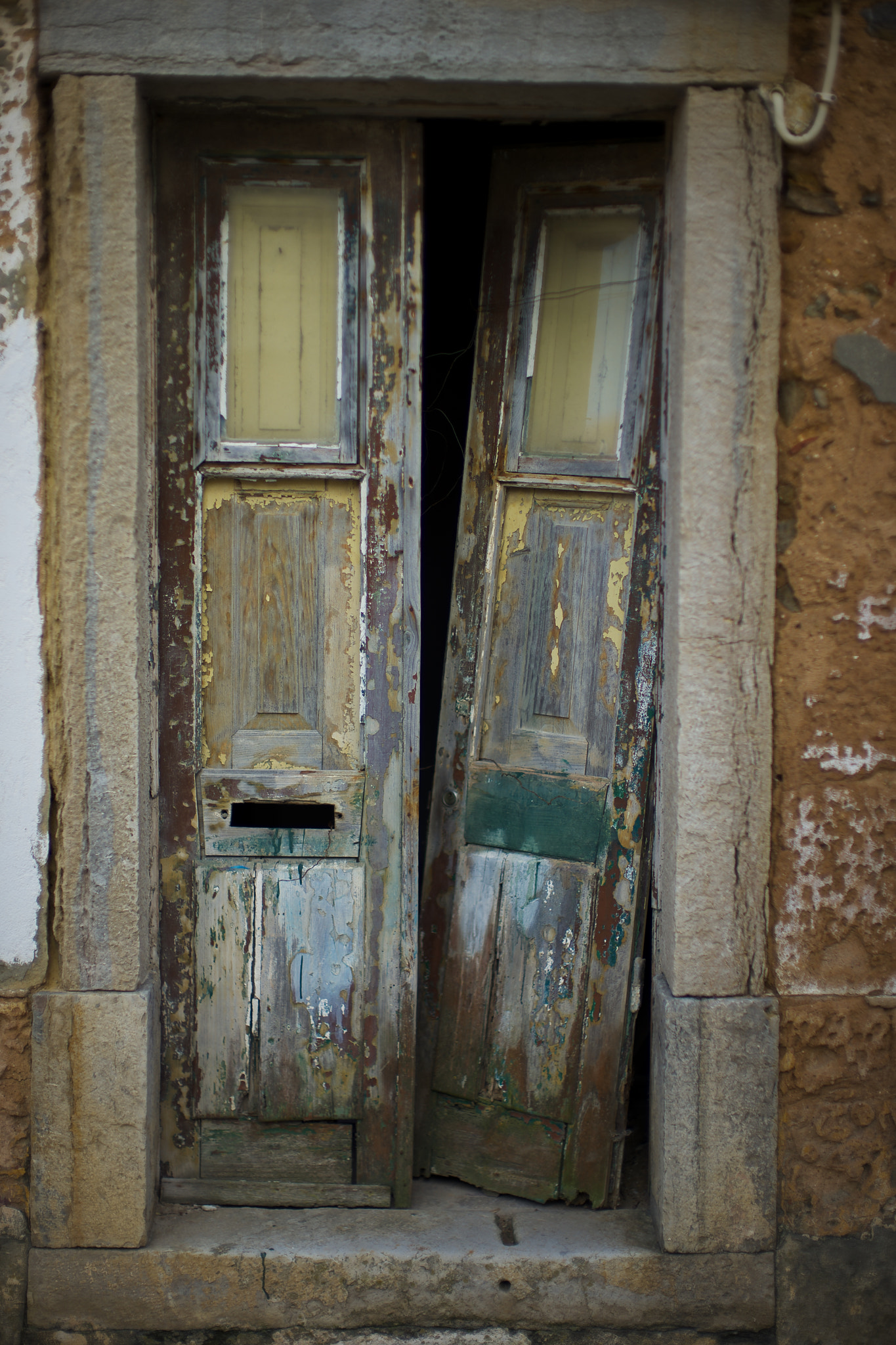 Leica Noctilux-M 50mm F0.95 ASPH sample photo. Gate in ericeira photography