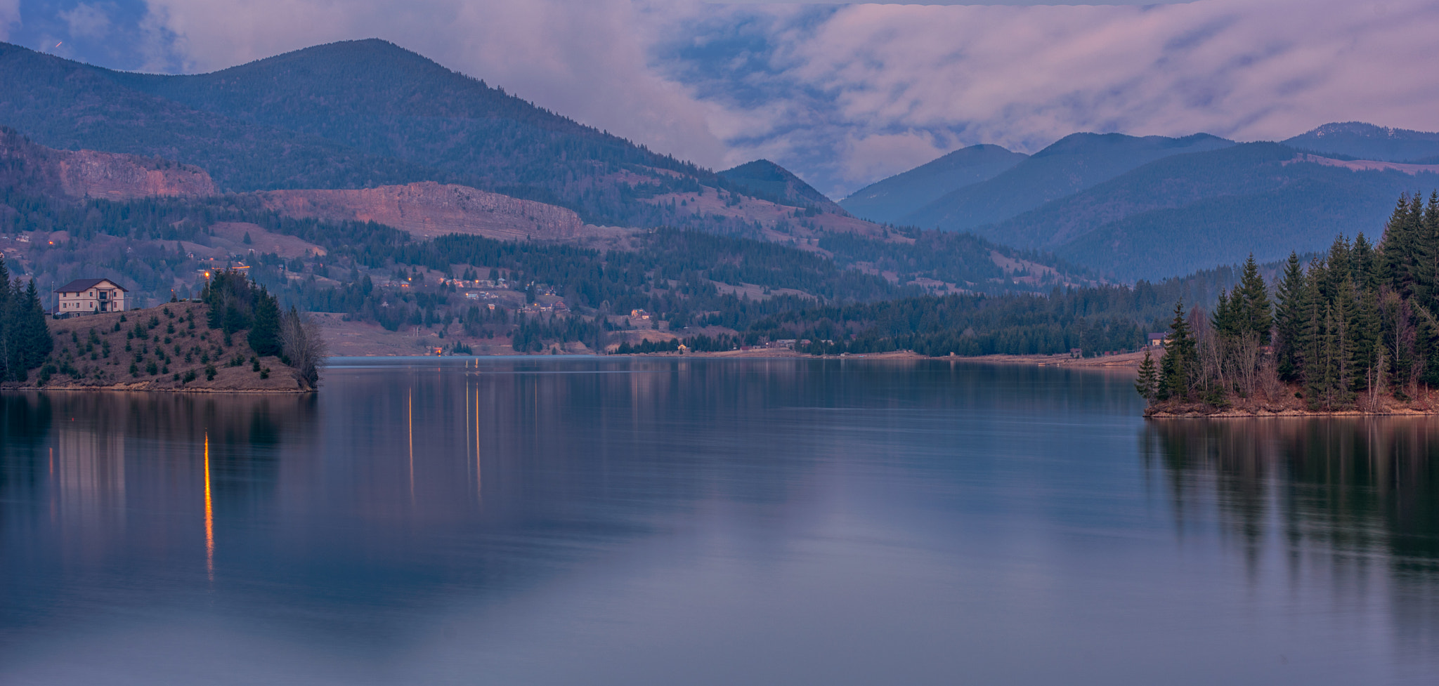 Nikon AF-Nikkor 80-200mm F2.8D ED sample photo. Blue hour photography