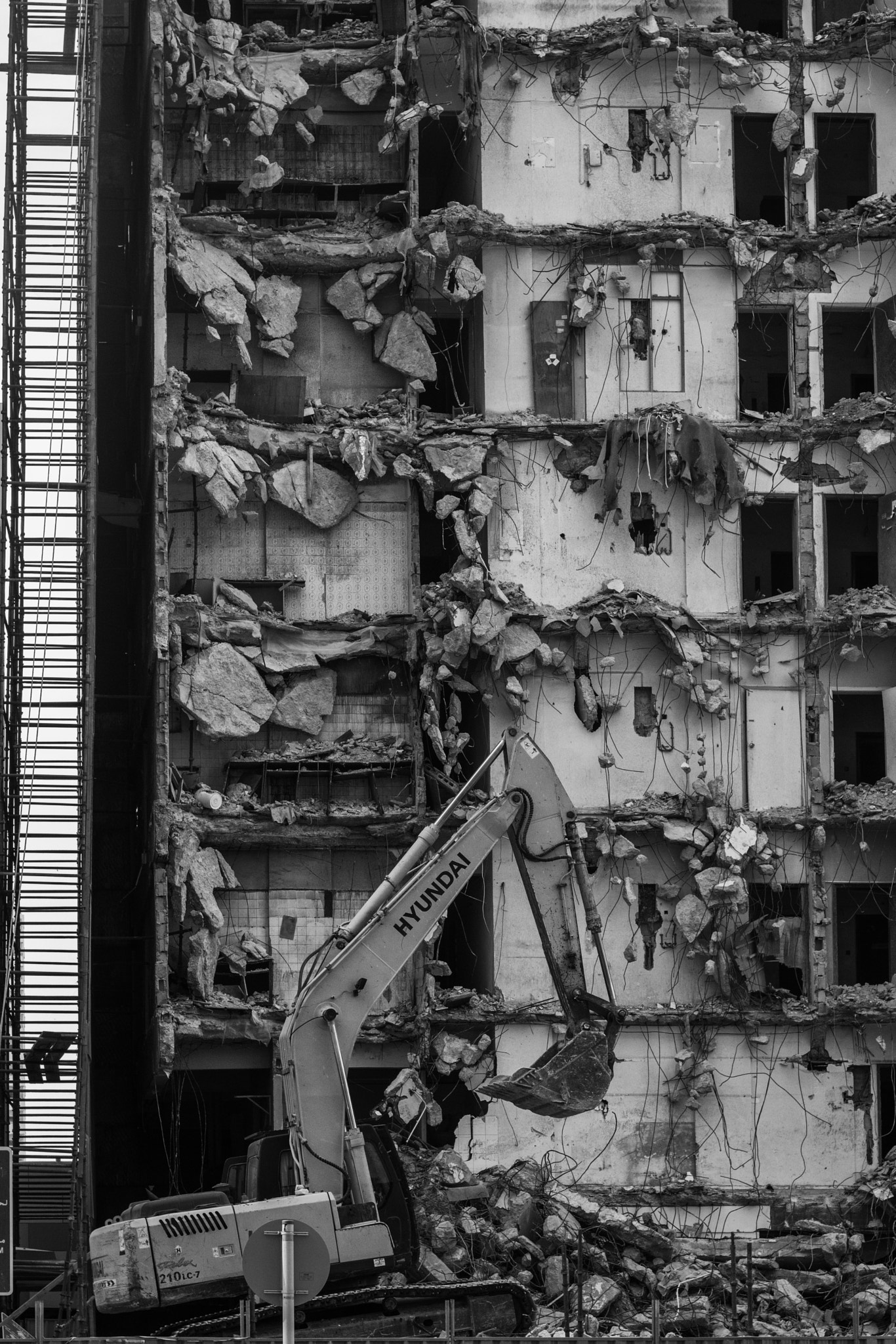 Sony a6000 + Minolta AF 50mm F1.7 sample photo. Building demolition photography