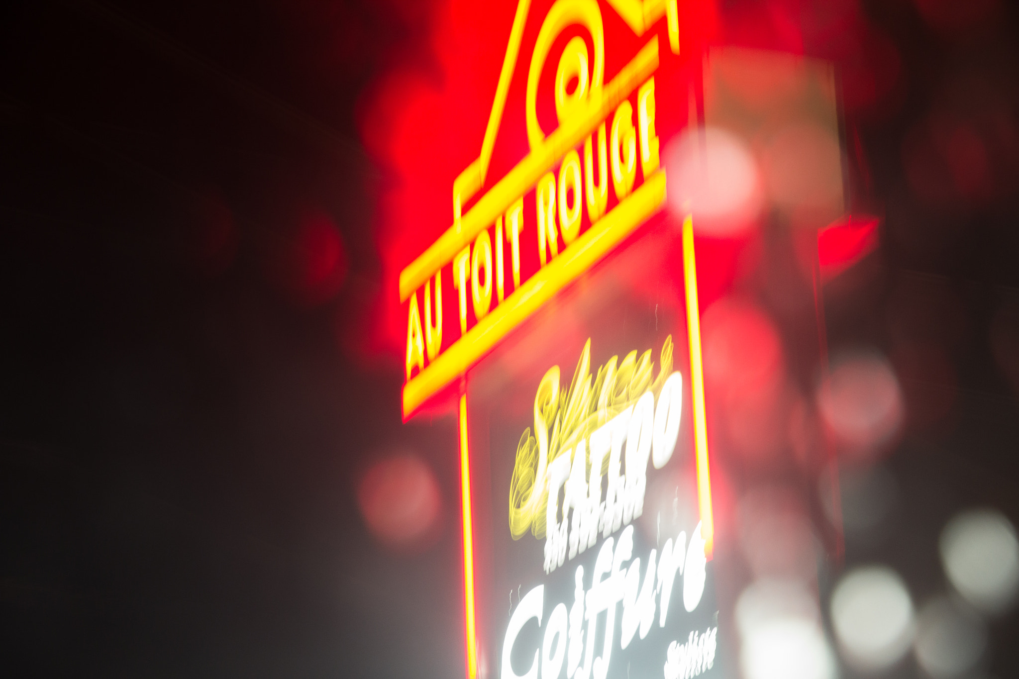 Canon EOS 60D sample photo. Bokeh city photography