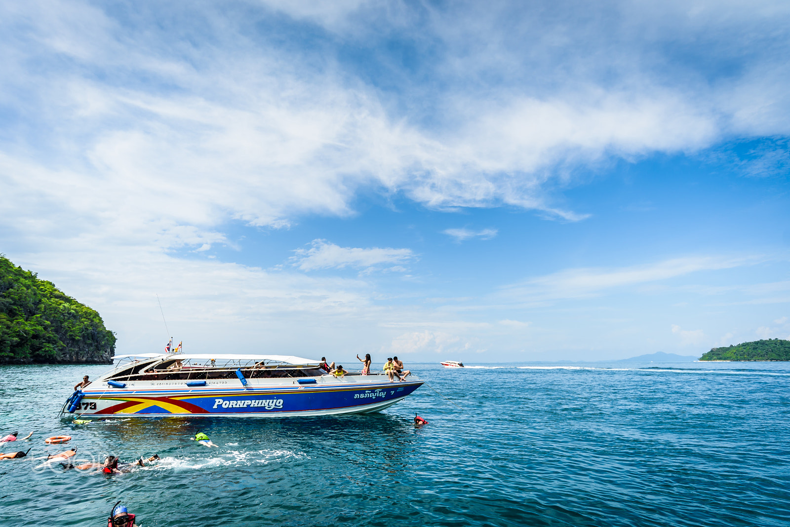 Nikon D750 + Nikon AF-S Nikkor 18-35mm F3.5-4.5G ED sample photo. Summer time photography