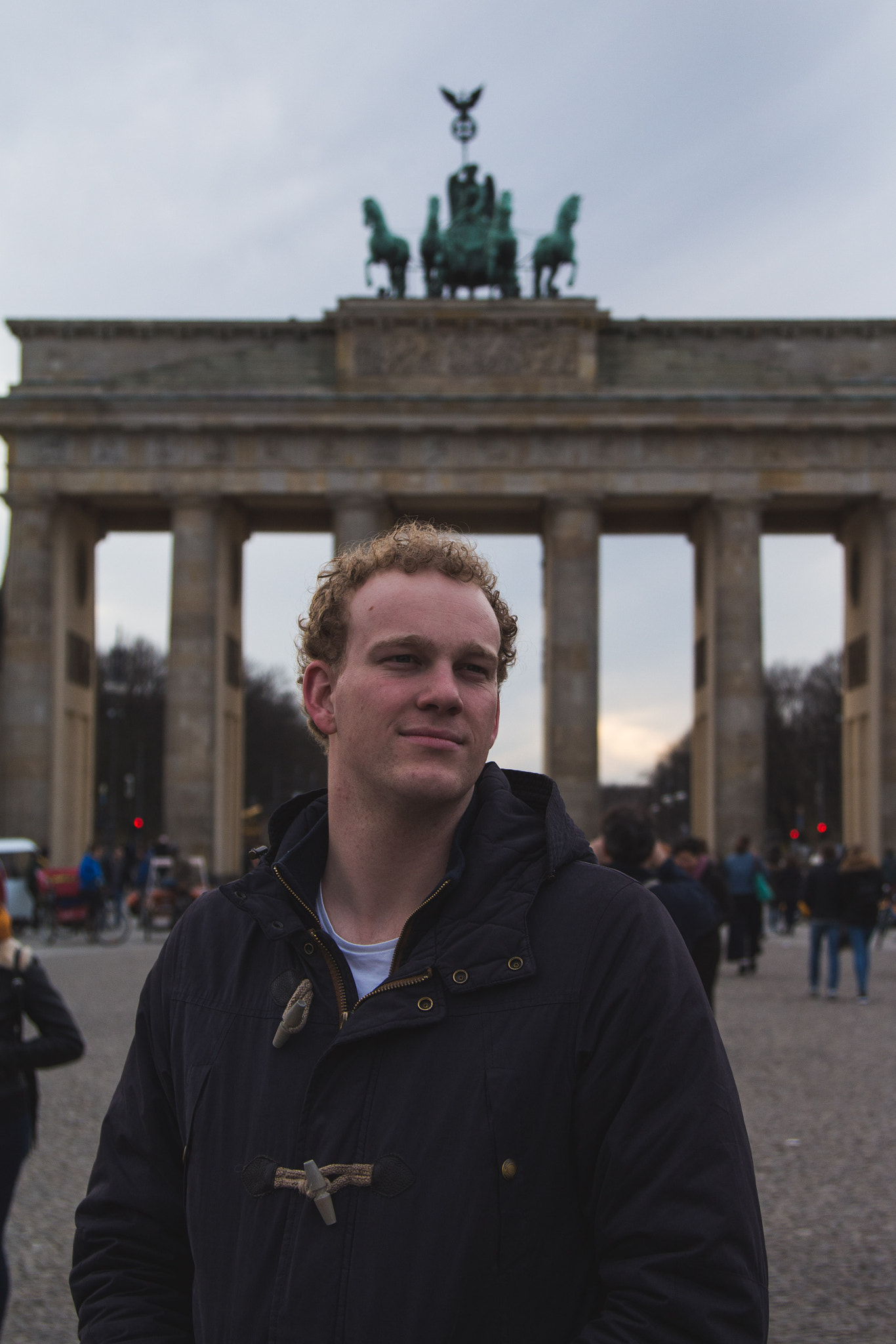Canon EOS 700D (EOS Rebel T5i / EOS Kiss X7i) sample photo. In front of the brandenburger tor photography