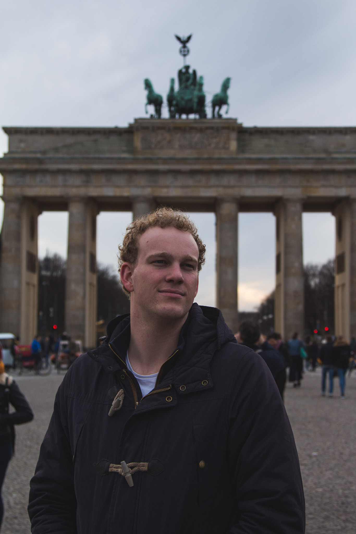 Canon EOS 700D (EOS Rebel T5i / EOS Kiss X7i) + Canon EF 24-105mm F4L IS USM sample photo. In front of the brandenburger tor photography