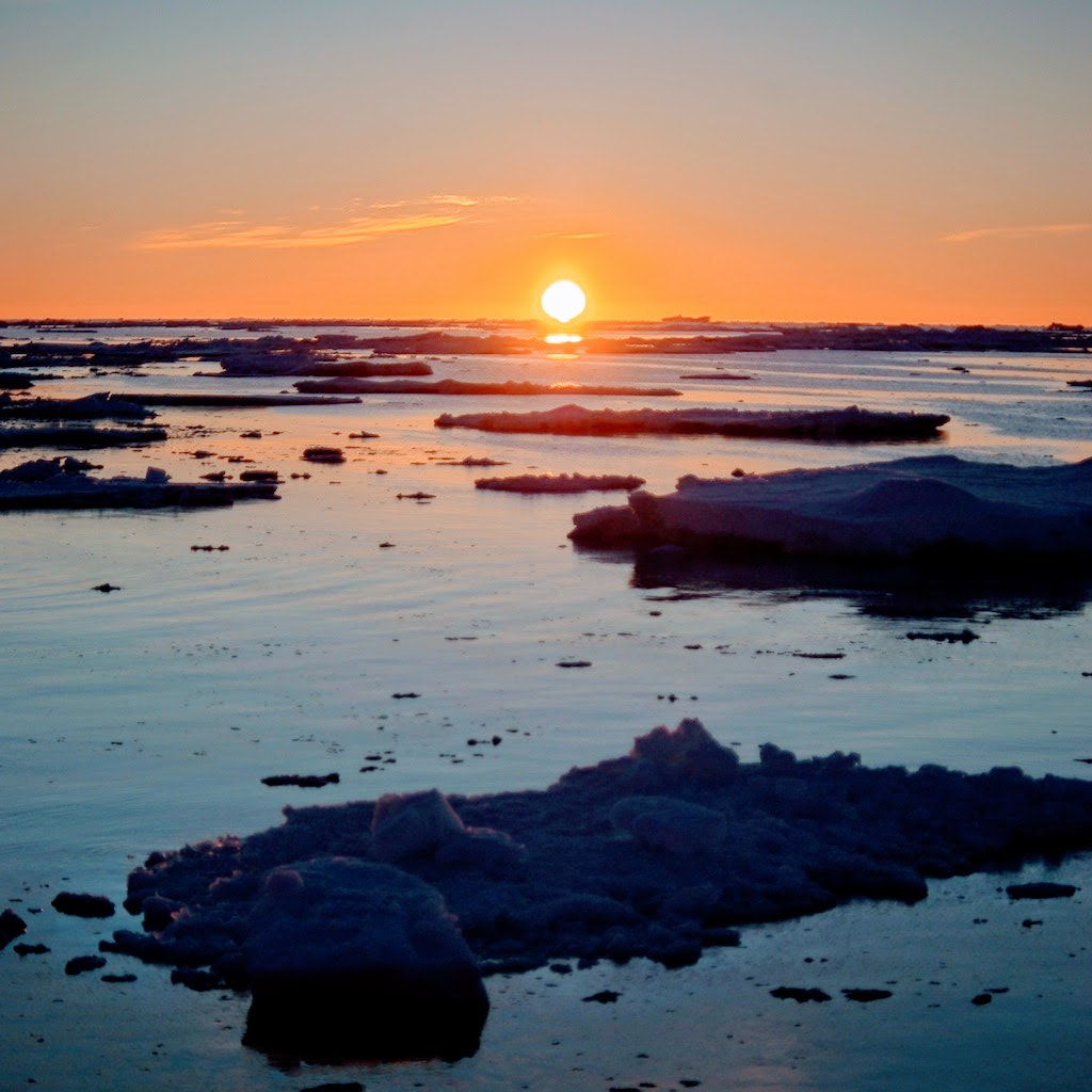 Pentax K10D sample photo. Sunrise in the southern ocean photography