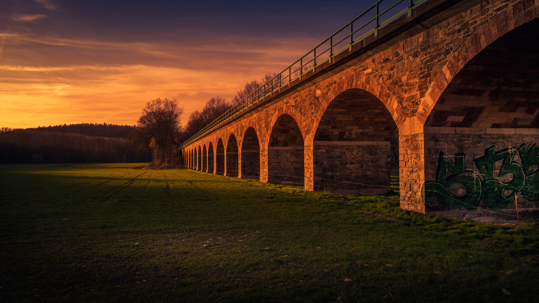 Sony a6000 + Sigma 19mm F2.8 EX DN sample photo. Under the bridge photography
