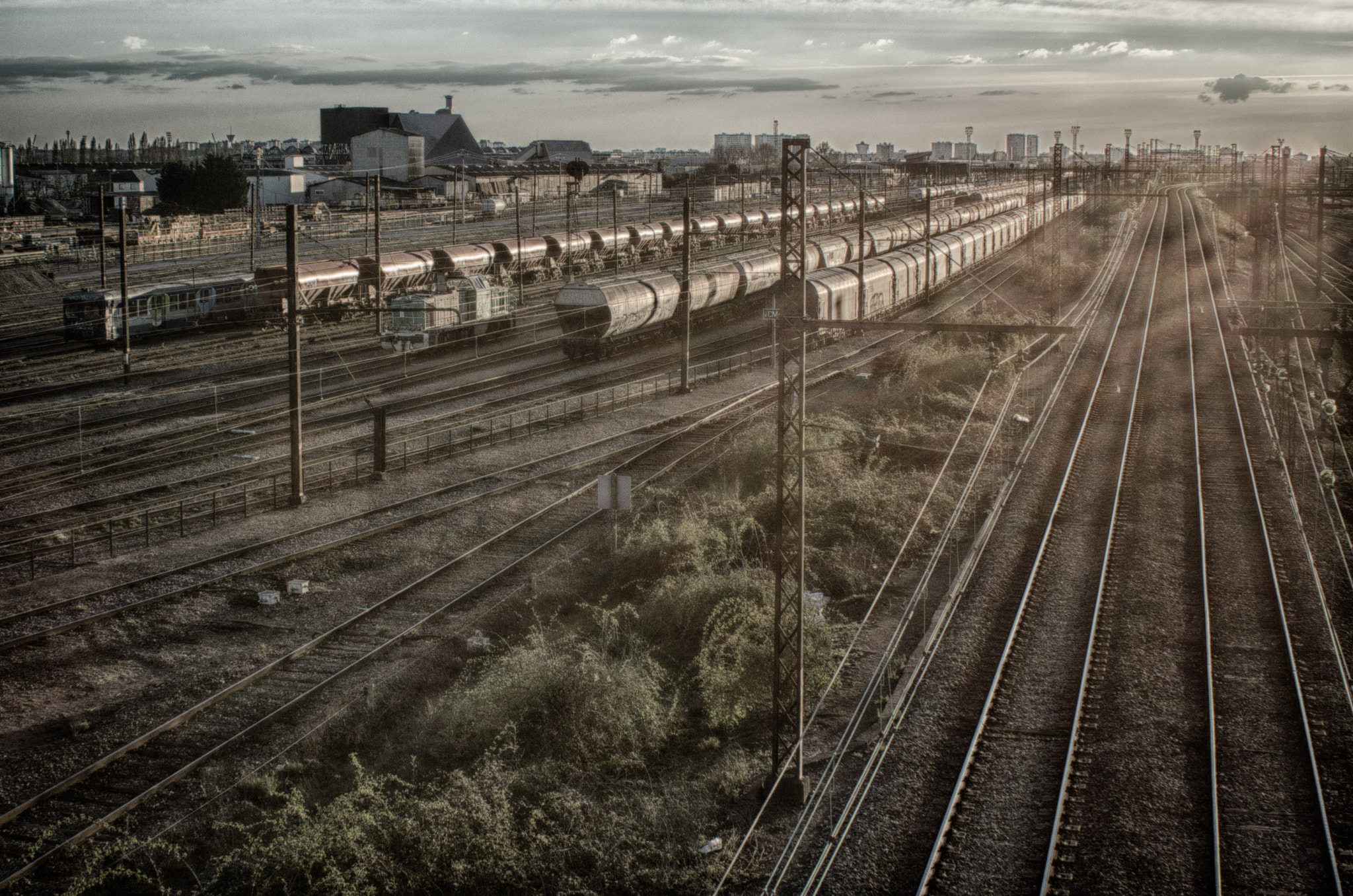 Nikon D7000 sample photo. Trains photography