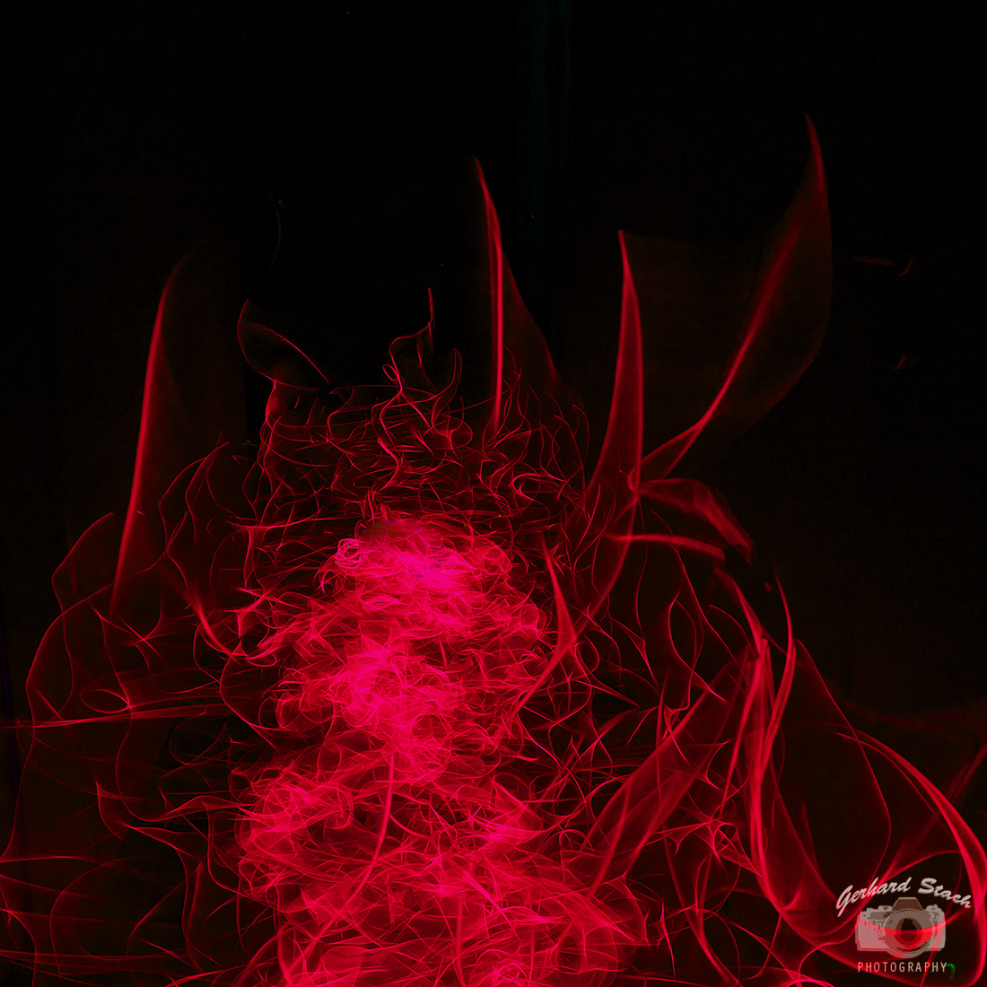 Olympus PEN E-PL7 sample photo. Red flame photography