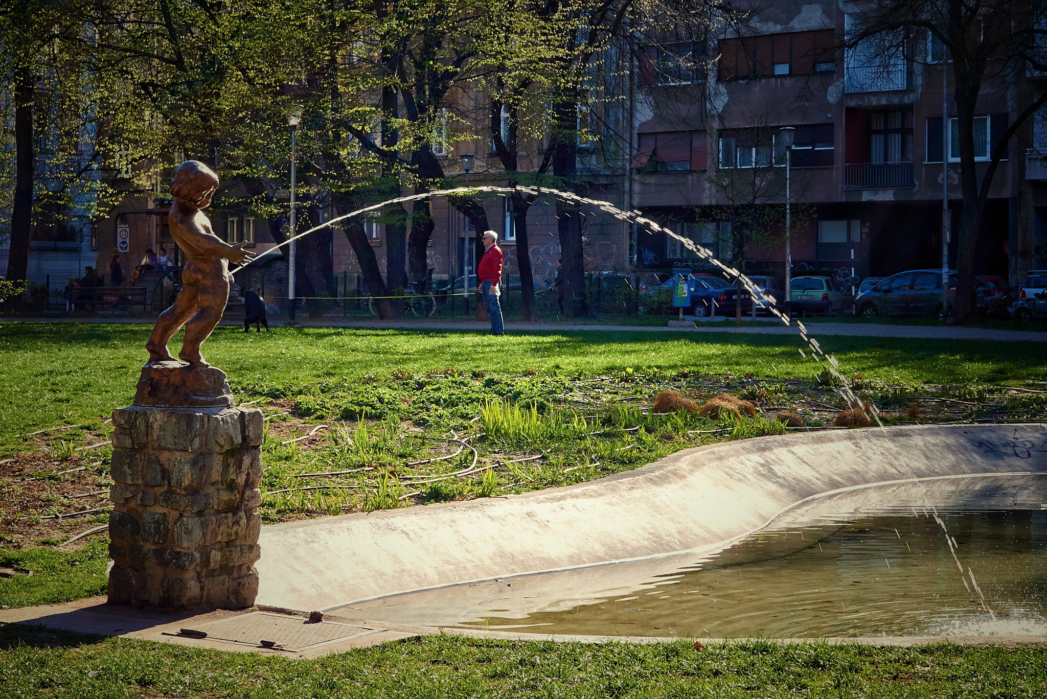 Sony a6000 + Sigma 30mm F2.8 EX DN sample photo. Pee and poop photography