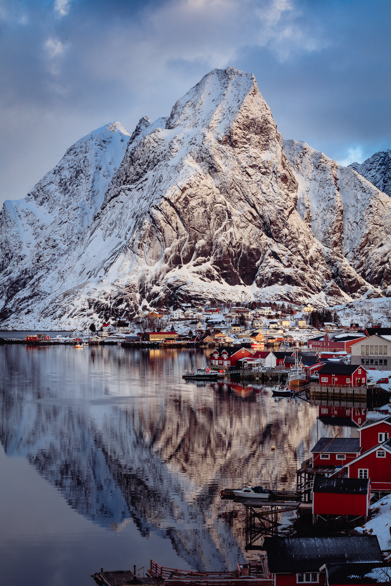 Canon EF 70-300mm F4-5.6L IS USM sample photo. Reine, lofoten - 6206 photography