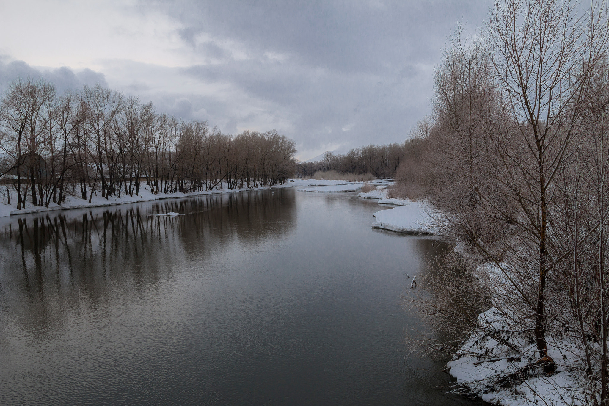 Canon EOS 70D + Sigma 18-35mm f/1.8 DC HSM sample photo. Весенняя река photography