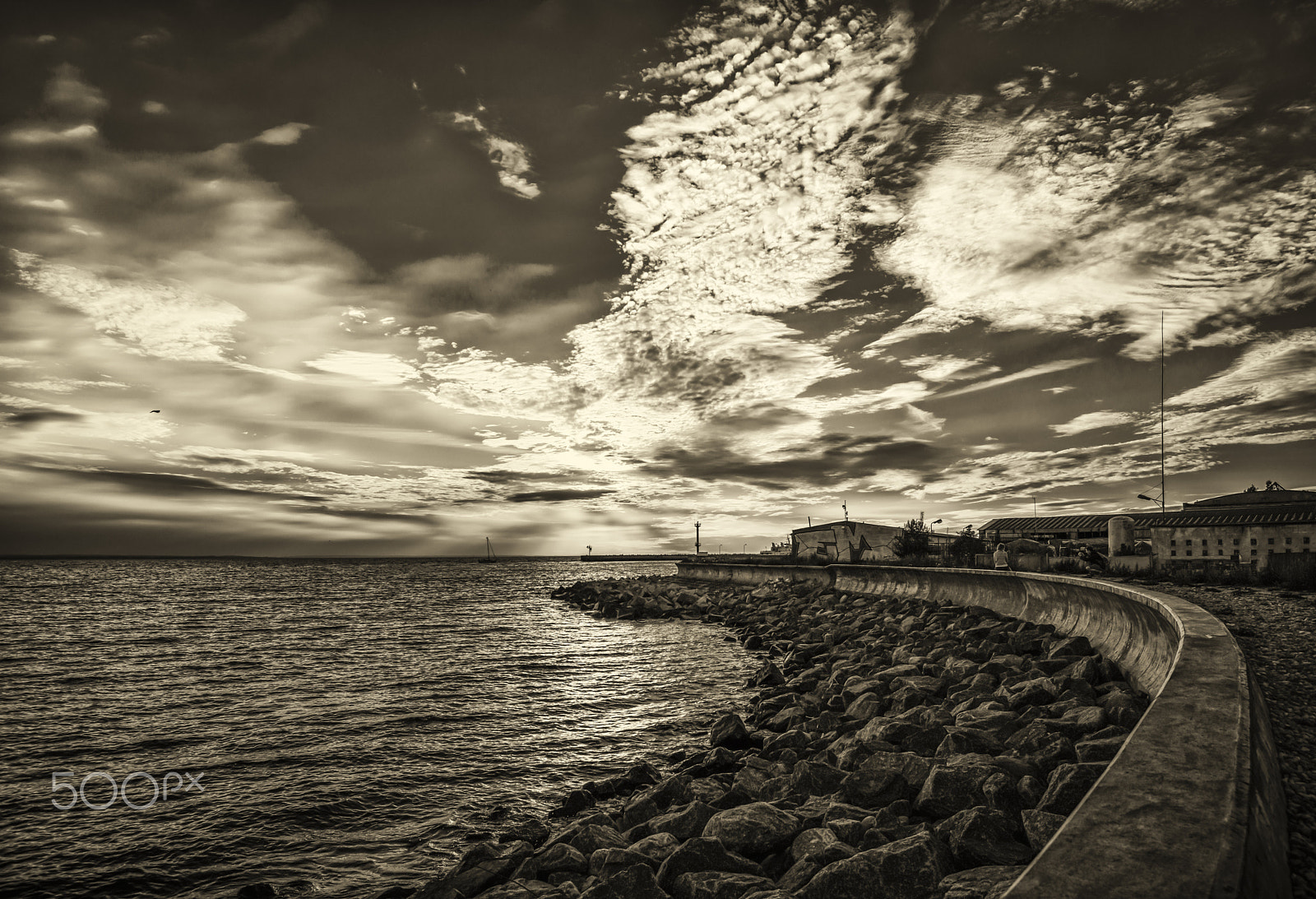 Nikon AF-S Nikkor 16-35mm F4G ED VR sample photo. End of cozy day... photography