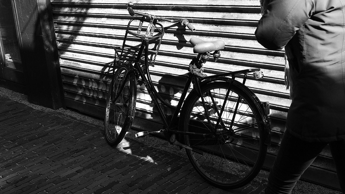 Olympus PEN-F sample photo. Park and ride ... photography