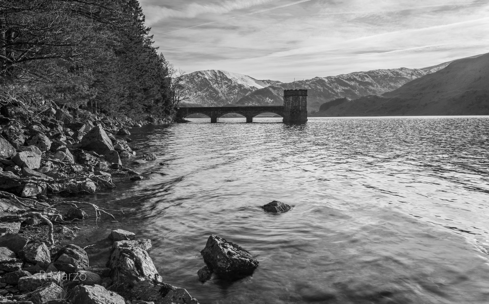 Nikon AF-S Nikkor 16-35mm F4G ED VR sample photo. By the water photography