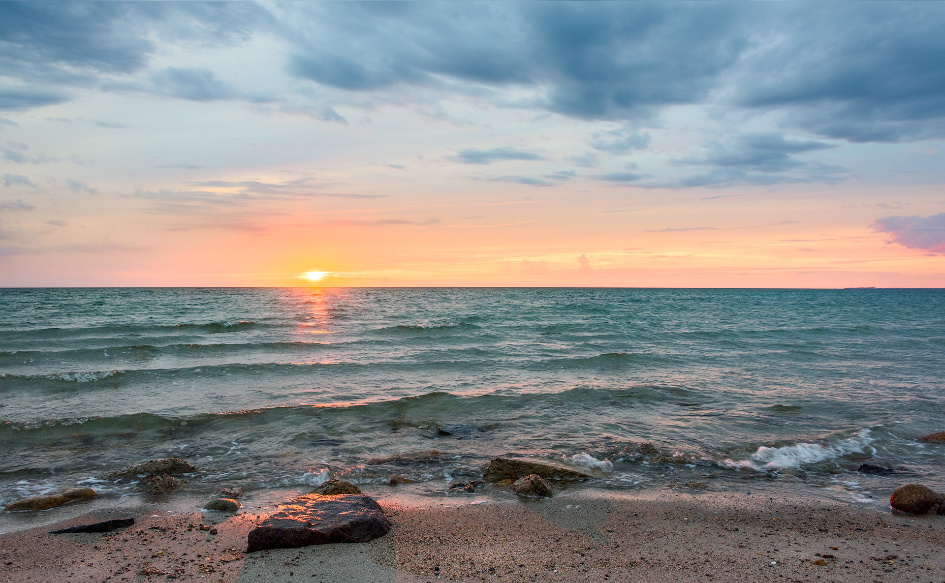 Nikon D810 sample photo. Sunset on the rocks photography
