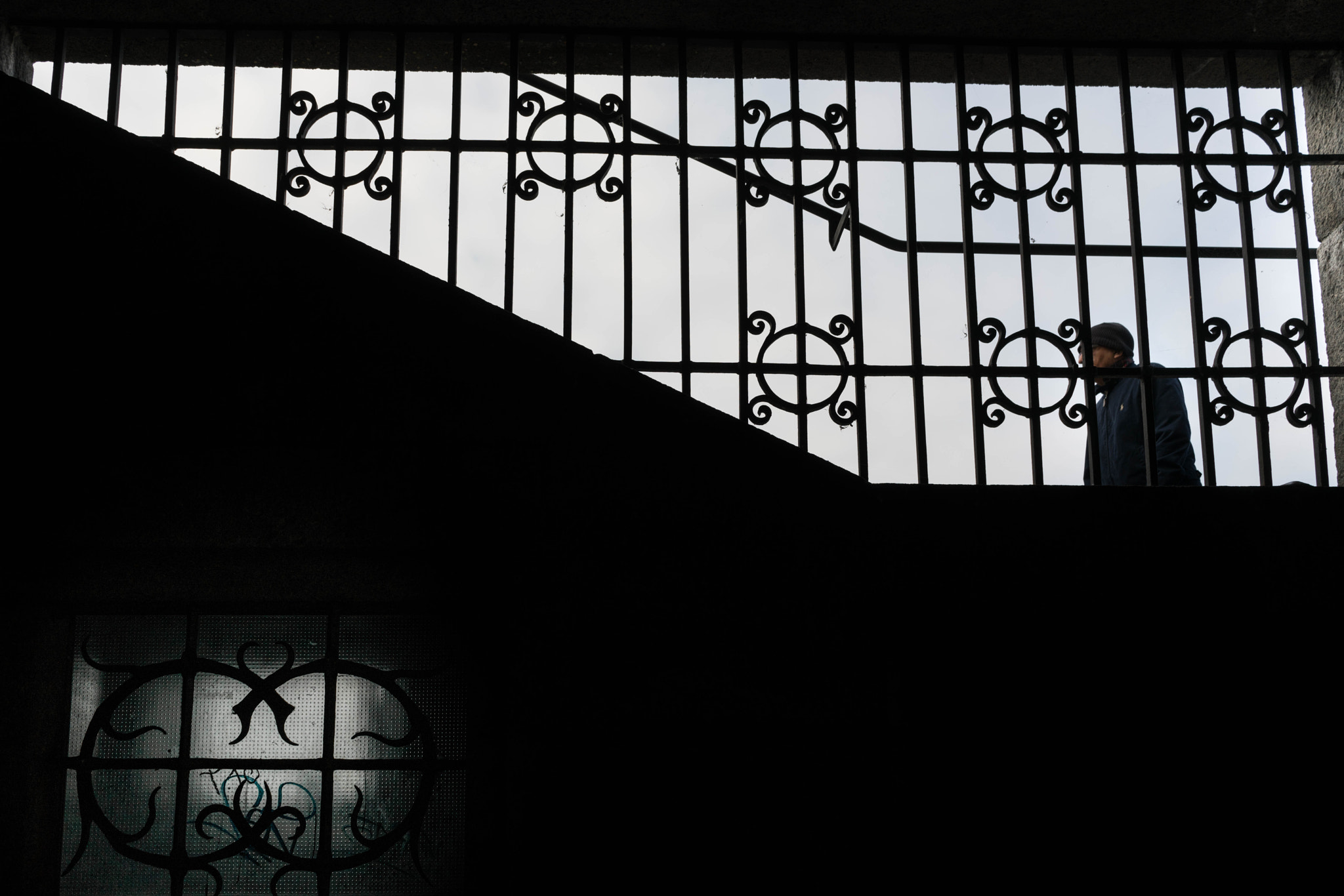 Sony FE 28mm F2 sample photo. Alone photography