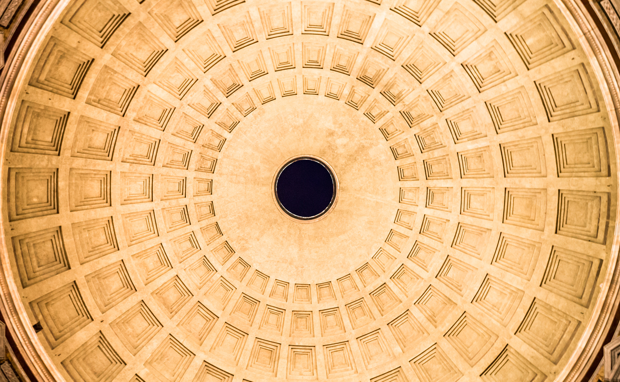 Canon EOS 1100D (EOS Rebel T3 / EOS Kiss X50) + Canon EF-S 10-18mm F4.5–5.6 IS STM sample photo. Ray of pantheon by floriano bortone photography