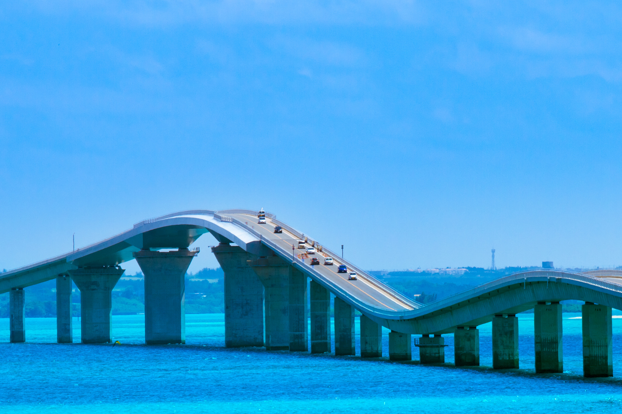 Canon EOS 7D + Canon EF 70-200mm F4L IS USM sample photo. Irabu ohashi (okinawa) photography