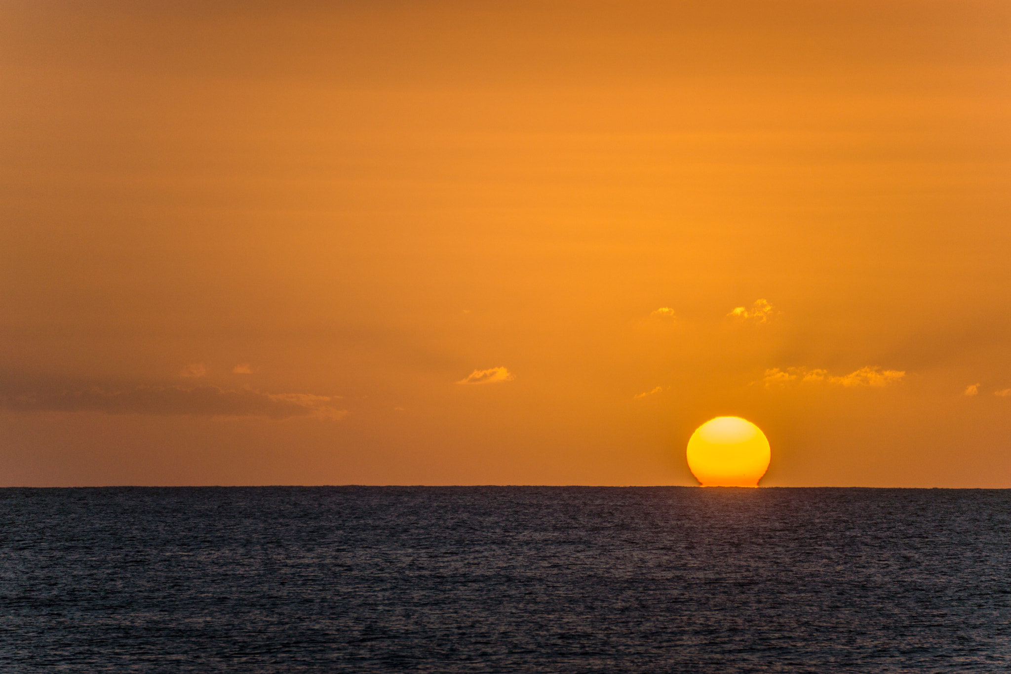 Sony Alpha NEX-7 sample photo. The sun melts at the horizon photography