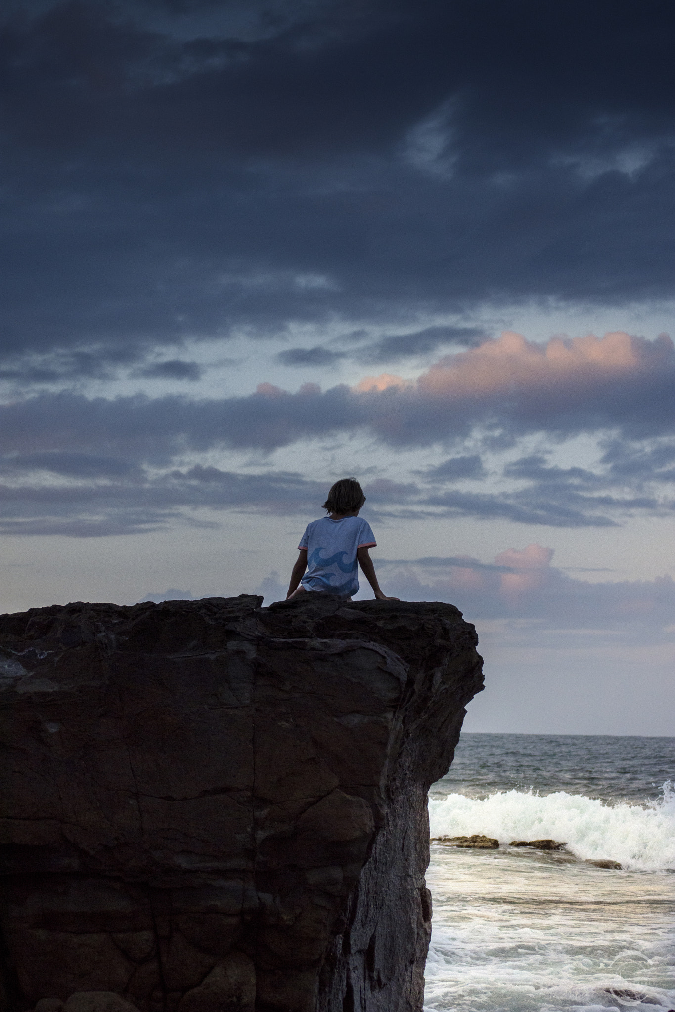 Nikon D7200 sample photo. Boy on rocks photography