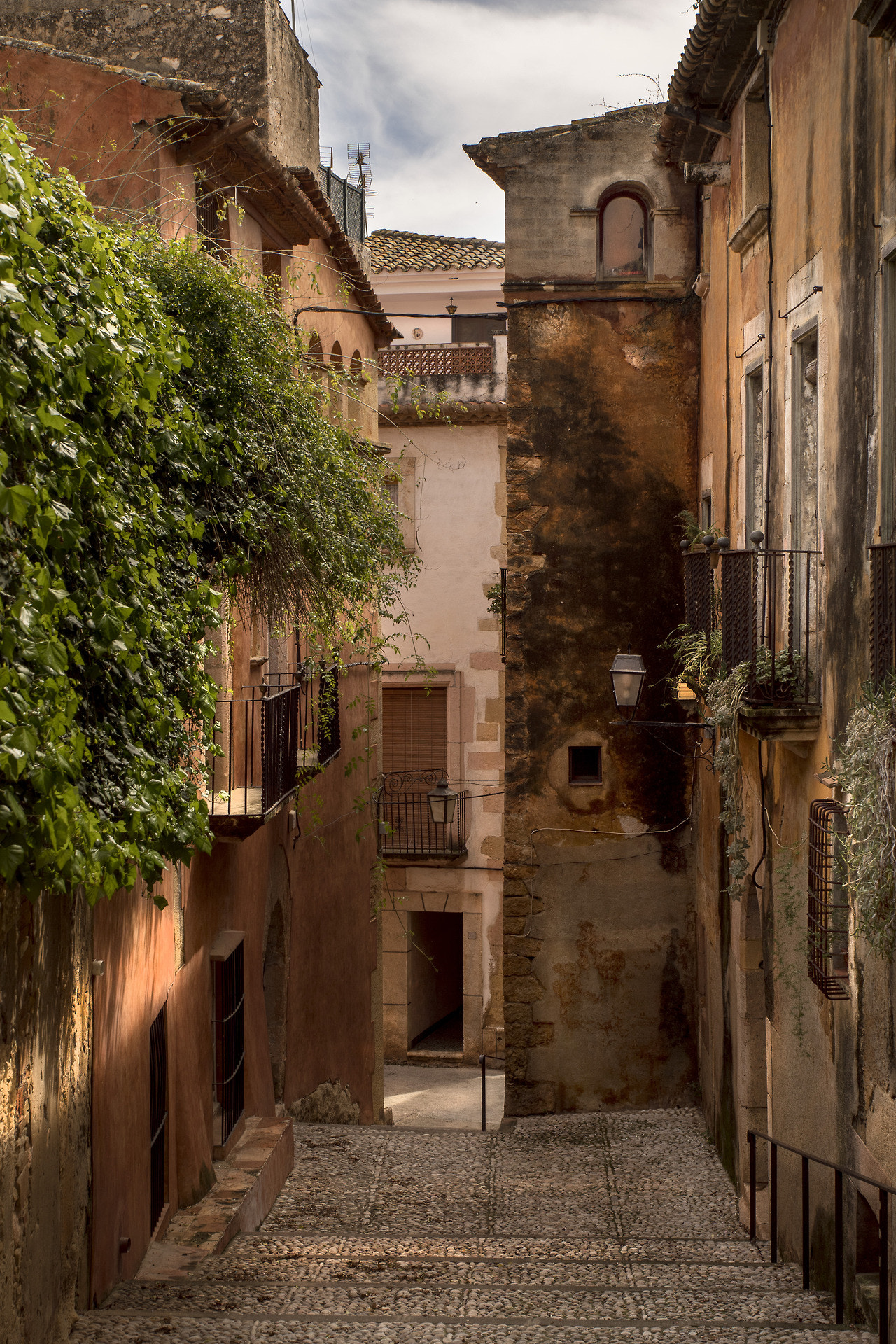 Sony SLT-A68 + Sony DT 16-50mm F2.8 SSM sample photo. Just me upstairs. altafulla march 2017

f6.3; 1/200s; iso 100; fl50mm.

 juan manuel sáenz de... photography