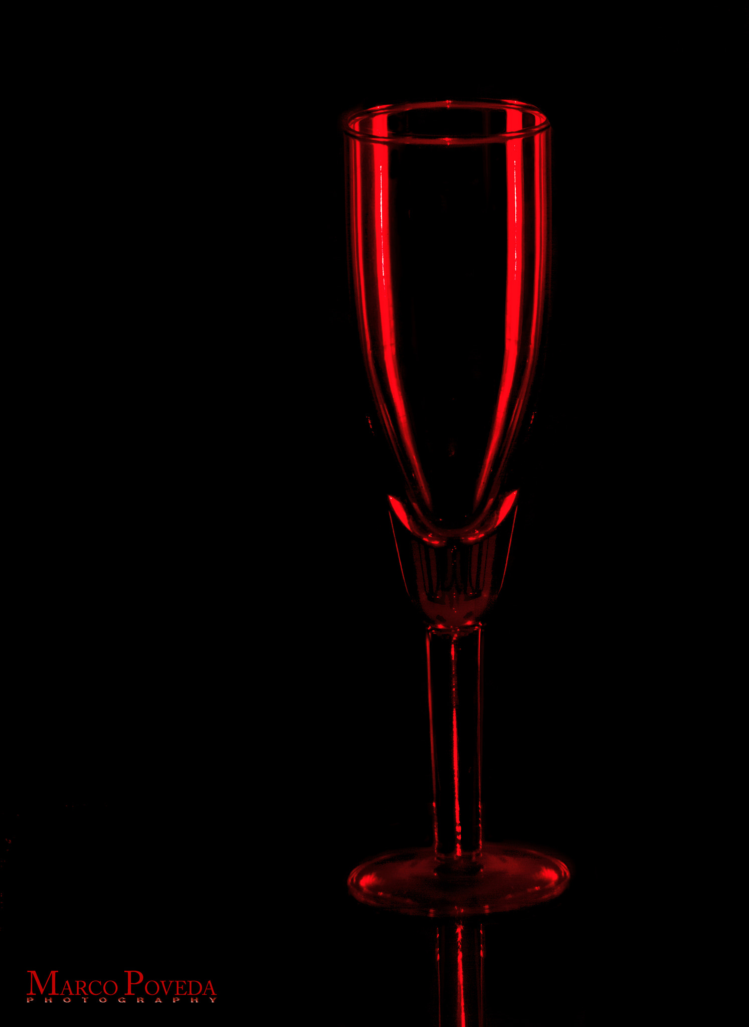 Canon EF 75-300mm f/4-5.6 USM sample photo. Reflejos en la sombra photography