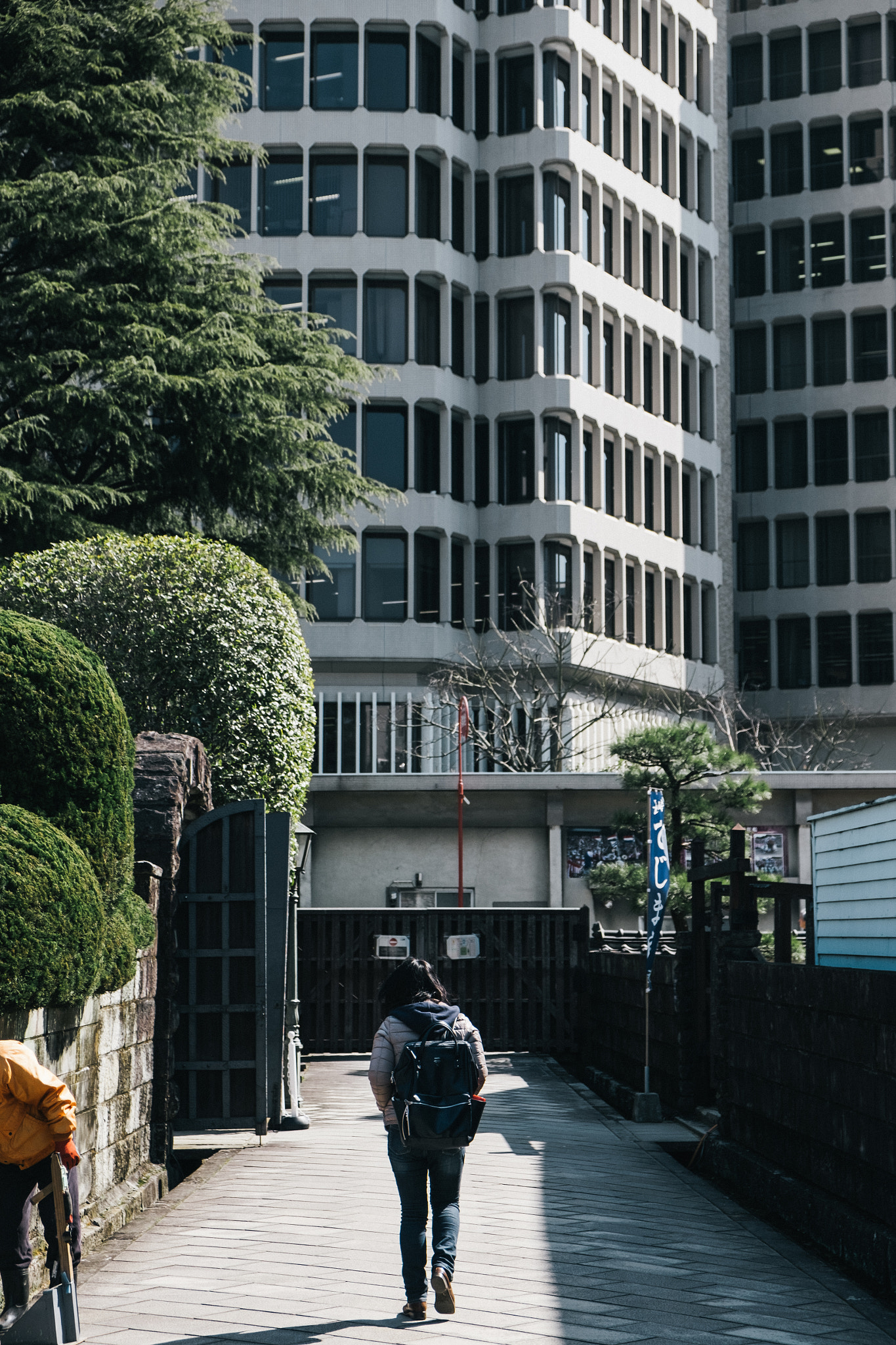 Fujifilm X-E2 + Fujifilm XF 18-55mm F2.8-4 R LM OIS sample photo. Dejima photography